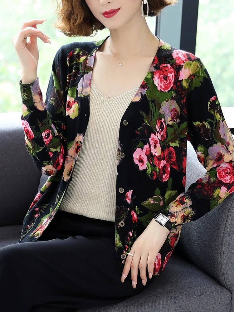 Women's Floral Print Cardigan - Casual Long Sleeve Knitwear | Single Breasted Autumn Cardigan | Soft & High Quality | Perfect for Fall Layering, Office Wear & Coffee Dates