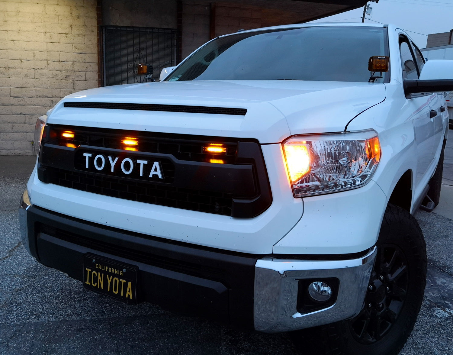 3PCS Amber LED Grille Running Light Kit Compatible with 2014-2021 Toyota Tundra TRD Pro - Durable Off-Road Lights for Enhanced Visibility & Style