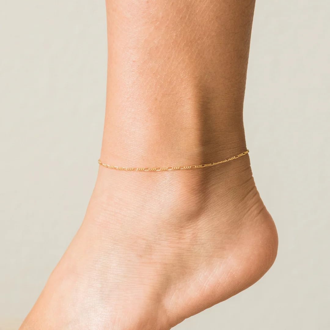 14K Yellow Gold 1.3mm Diamond-Cut Figaro Chain Necklace with Spring Ring Clasp - Classic Unisex Jewelry for Everyday Wear & Special Occasions