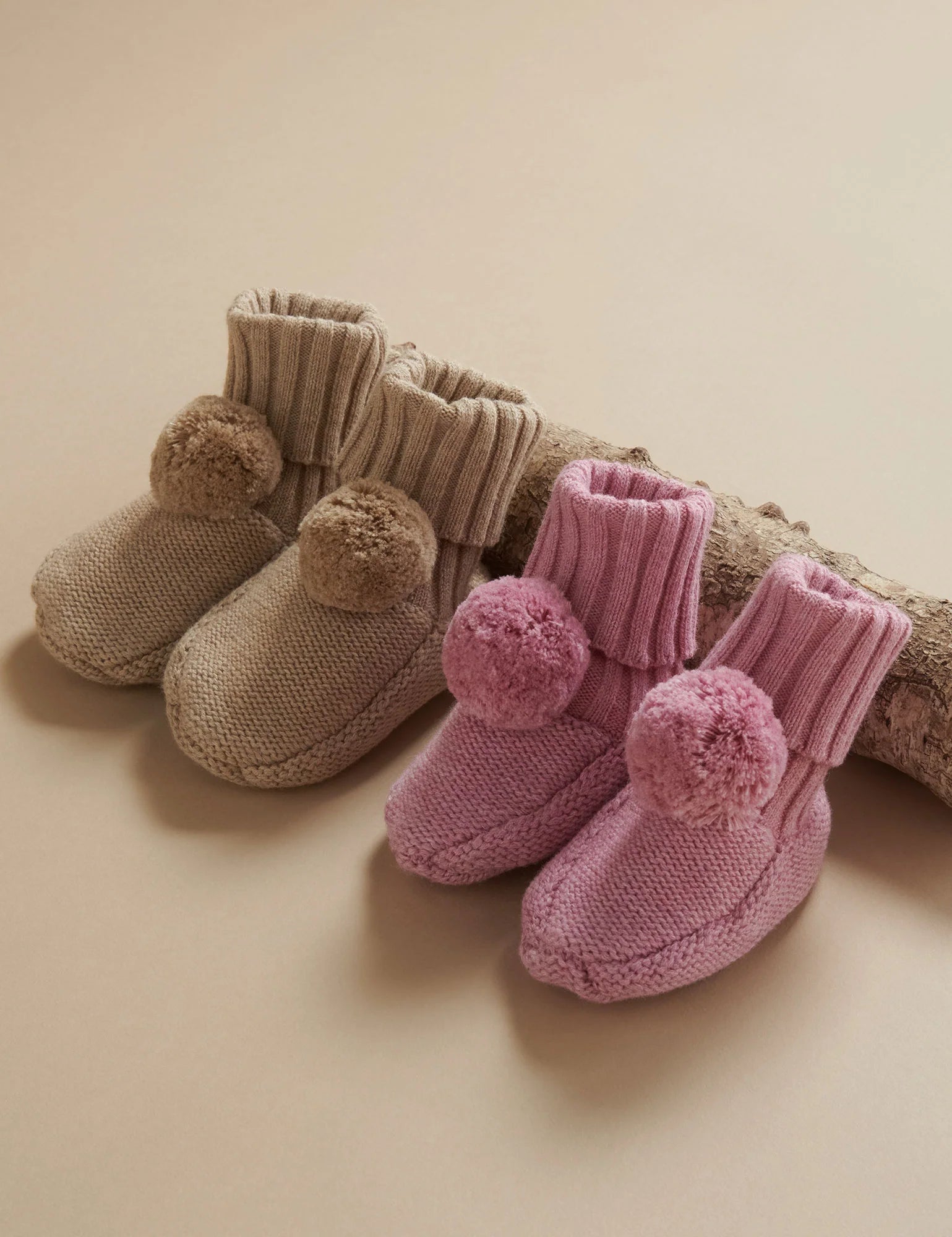 Purebaby Pom Pom Booties for Babies - Soft & Cozy Hyacinth Knit Booties for Newborns & Infants - Perfect for Winter, Photo Shoots & Gifts