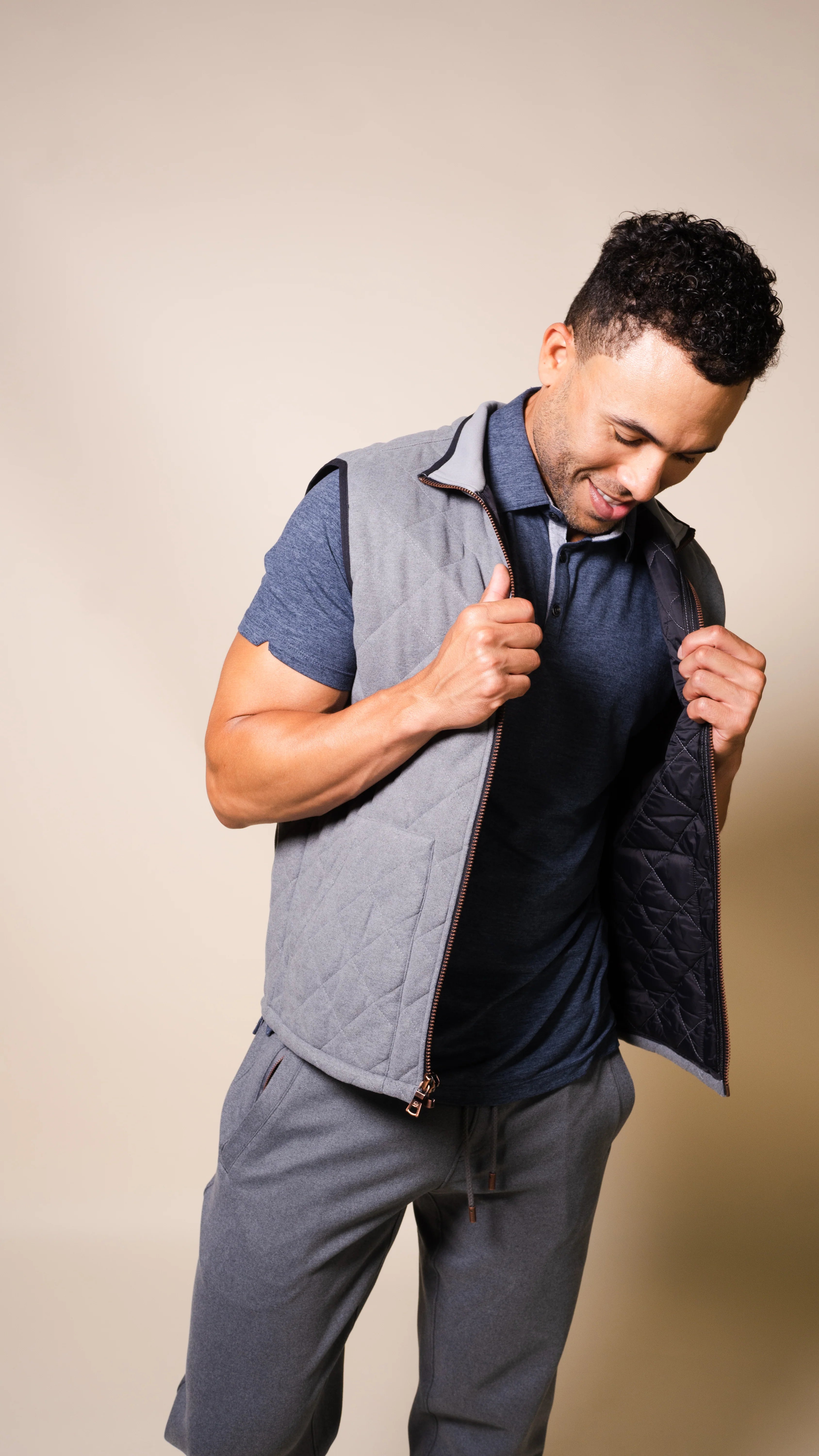 Fundamental Coast Jet Black Solid Vest for Men - Lightweight Outdoor Layering & Casual Wear