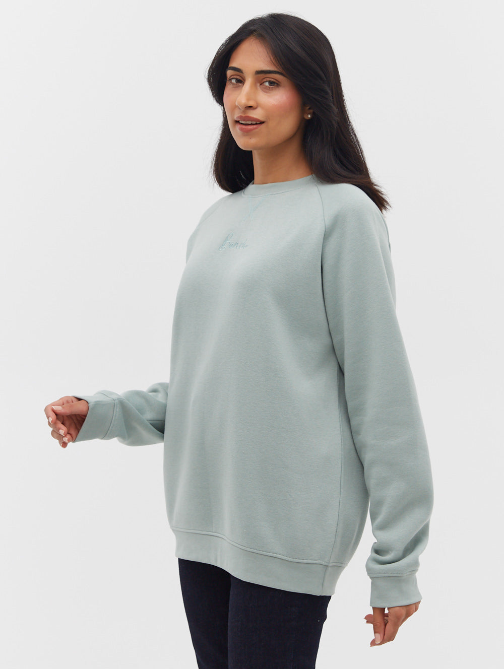 Sustainable Oversized Raglan Crew Neck Sweatshirt for Women - Eco-Friendly Cotton Blend Pullover - Casual Loungewear & Streetwear Fashion