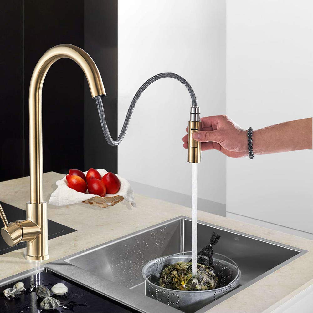 Brushed Gold Kitchen Faucet with Pull-Out Sprayer - Swivel Spout Sink Mixer Tap for Hot & Cold Water - Perfect for Modern Kitchens and Dishwashing Tasks