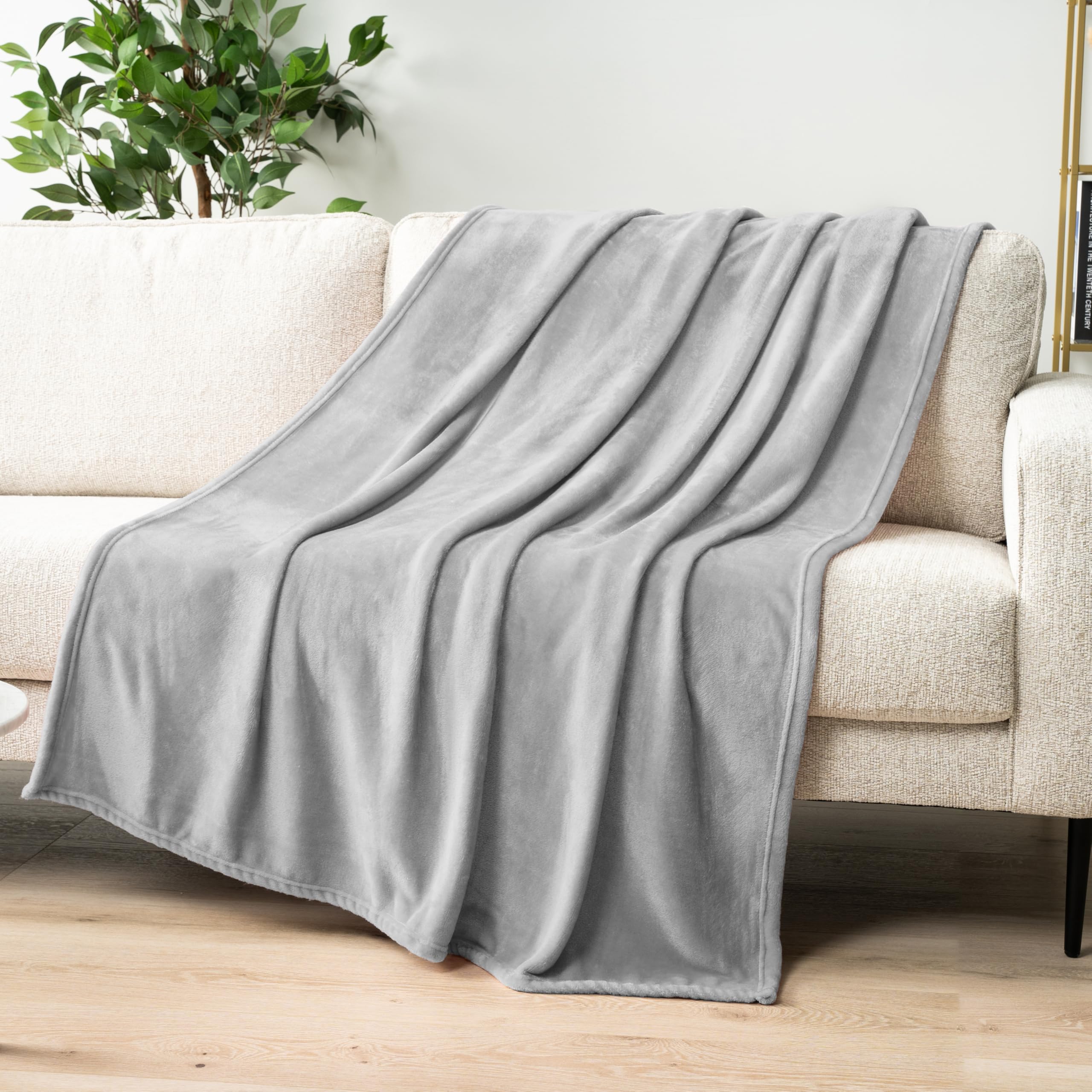 PAVILIA Light Grey Fleece Queen Size Blanket - Ultra Soft Fuzzy Flannel Throw for Couch & Sofa | Luxury Plush Microfiber Bed Blanket (90x90 Inches) - Perfect for Cozy Home Decor, Winter Warmth & Gift Giving