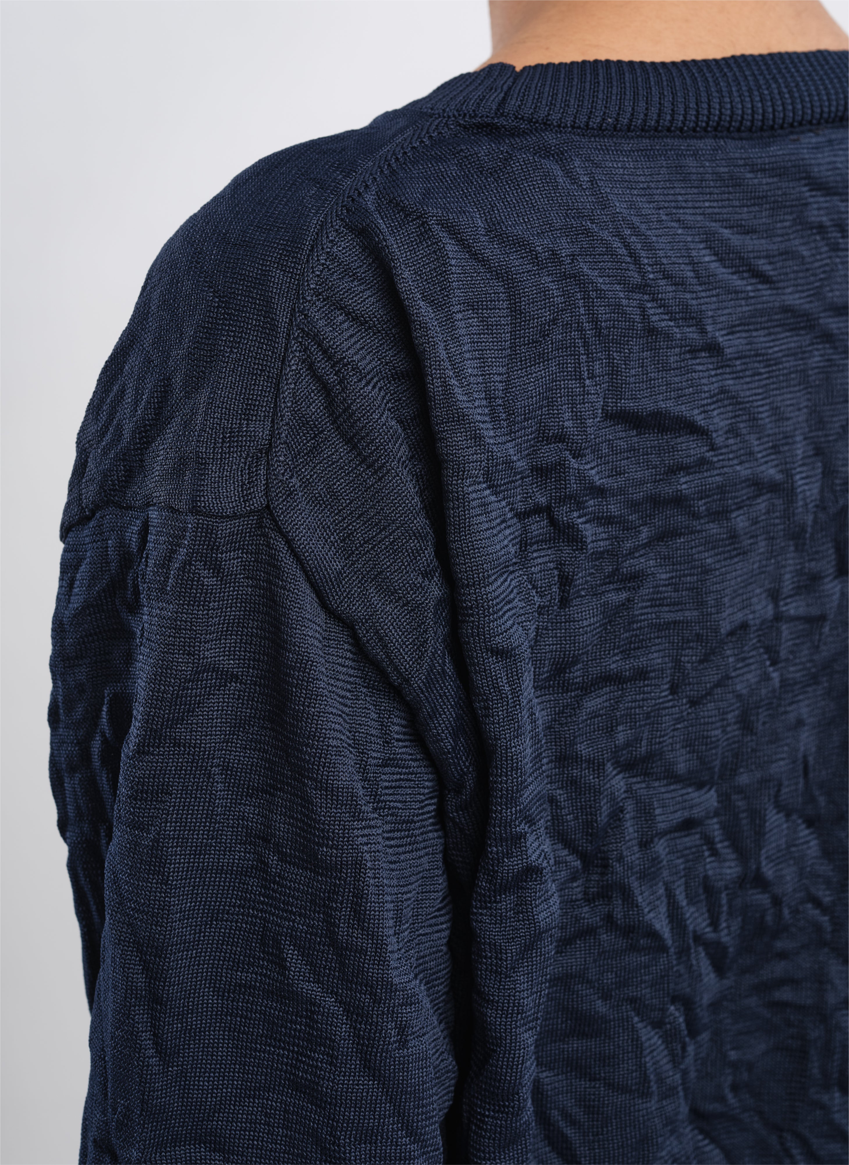 Wrinkle-Resistant Polyester Dry Knit Pullover Sweater - Lightweight & Comfortable for Casual Wear, Travel & Office Outfits