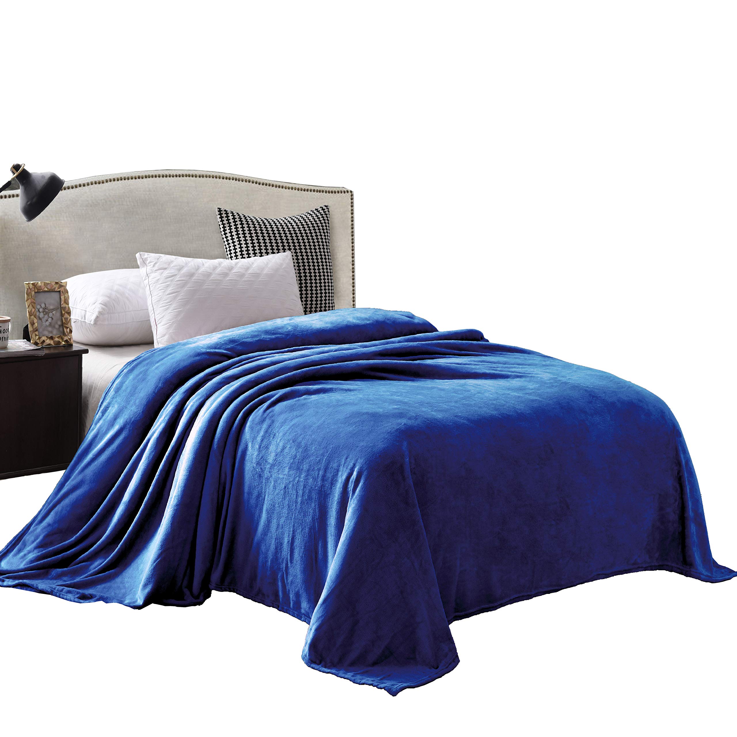 Luxury RU Bedding Velvet Plush California Queen Sheet Set - 4 Piece 190 GSM Medium Blue Fleece Bedding for Winter | Ultra Soft & Warm Fleece Sheets (Flat Sheet, Fitted Sheet 19'' Deep, 2 Pillowcases) | Perfect for Cold Weather, Guest Rooms & Cozy Bedroom Retreats