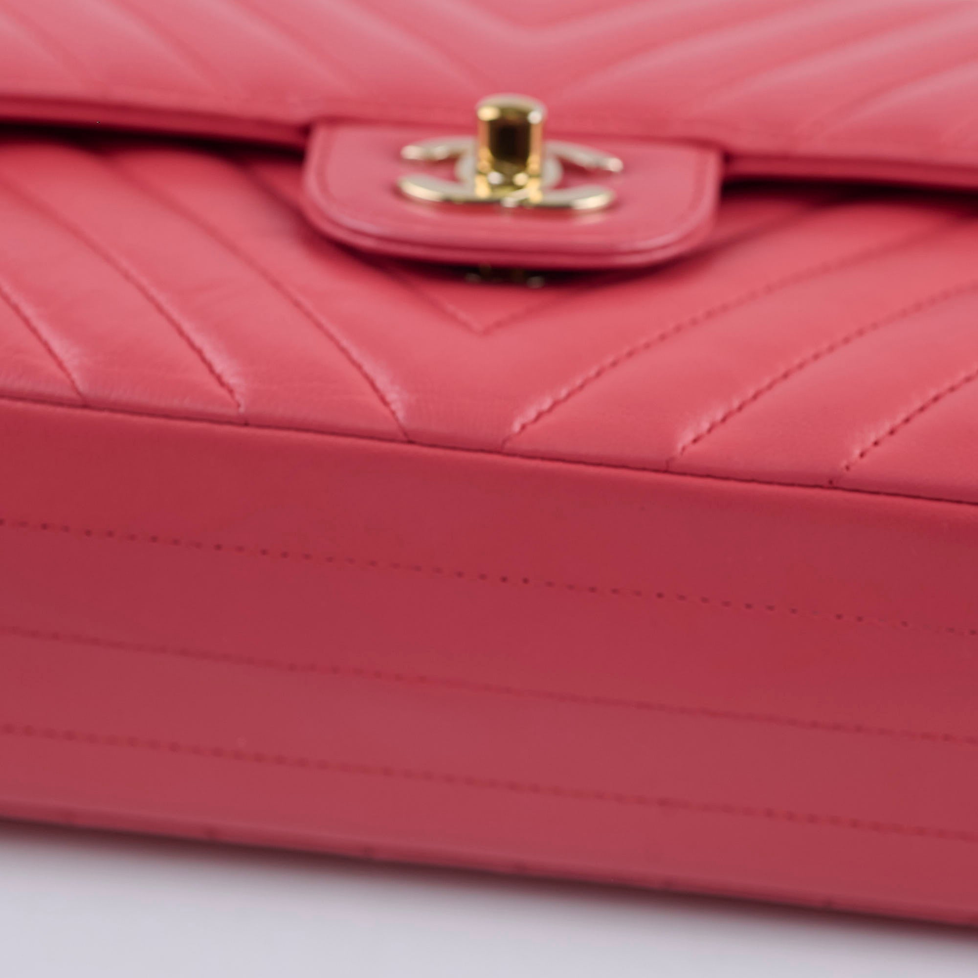 Chanel Medium Chevron Classic Flap Bag in Pink Calfskin Leather - Luxury Handbag for Women, Perfect for Parties & Evening Events