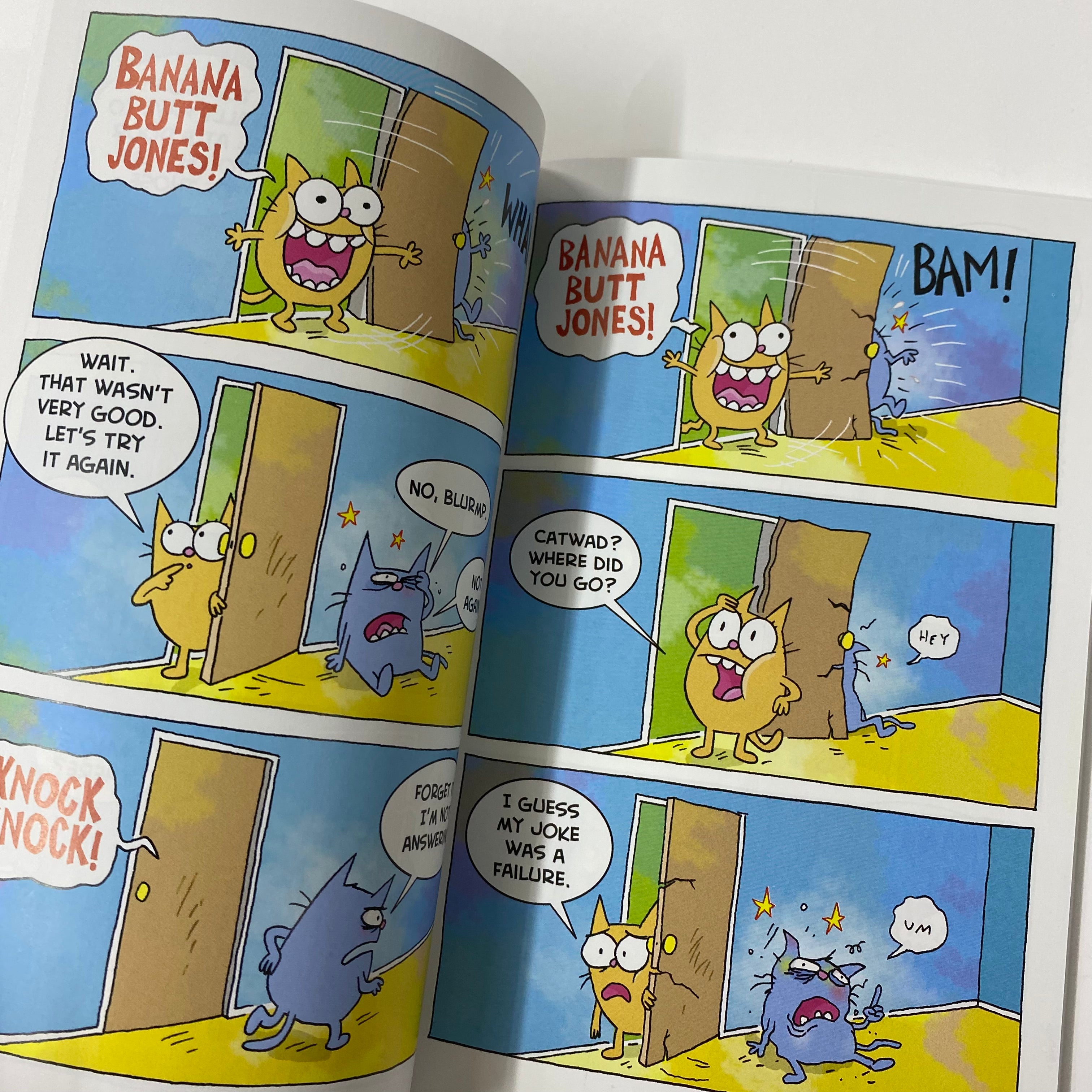 Catwad #04: Four Me? - Funny Comic Book for Cat Lovers | Perfect for Gifts, Reading & Relaxation