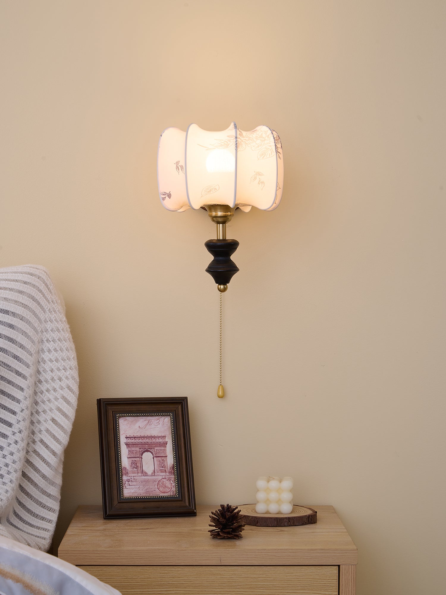 Clarendon Wall Lamp - Modern LED Sconce Light Fixture for Bedroom, Living Room & Hallway - Dimmable Indoor Lighting with Adjustable Arms - Energy Efficient Home Decor (Black)