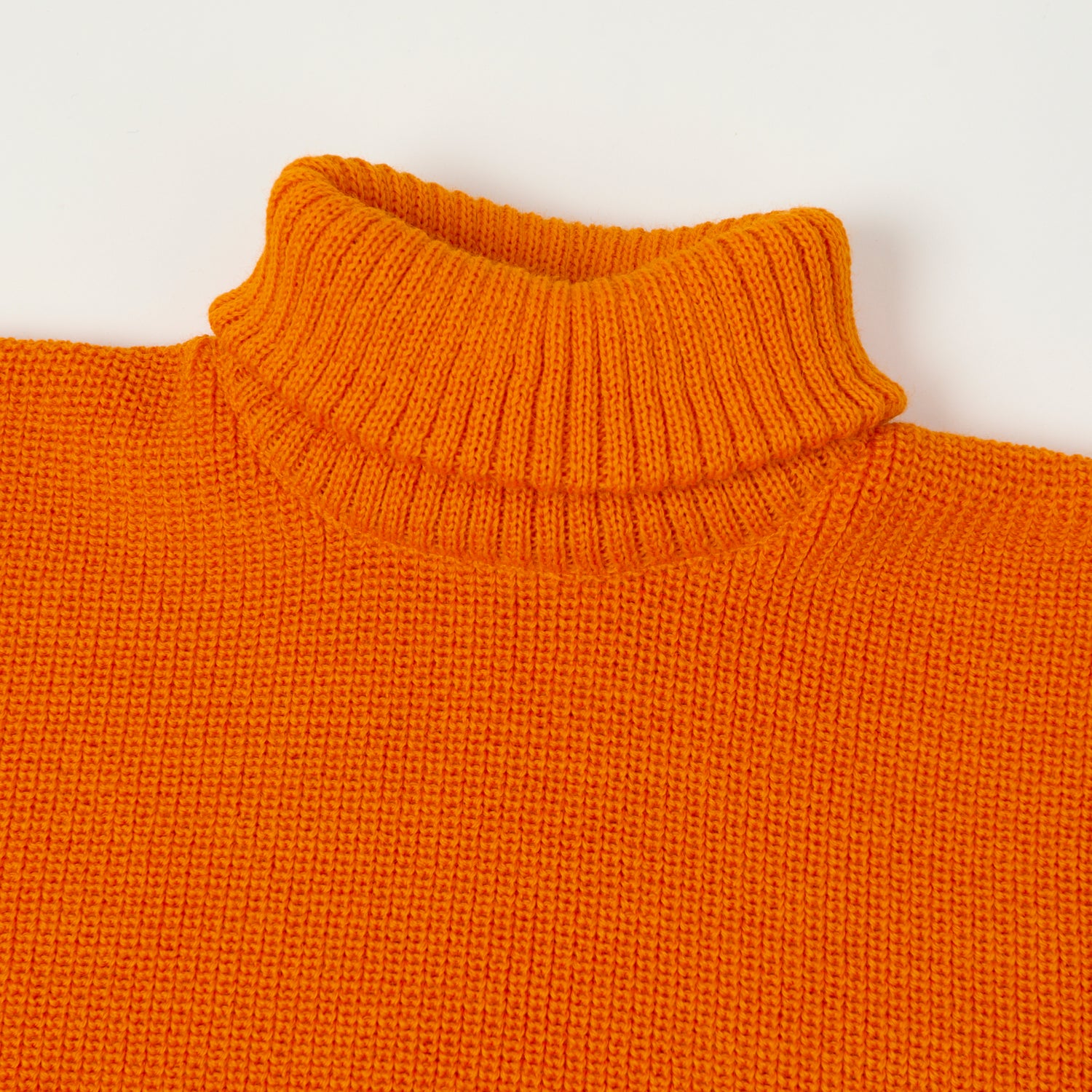 Heimat 'Rollkragen' U Boat Rollneck Sweater - Rescue Orange Color - Warm Winter Pullover for Men | Perfect for Outdoor Activities, Casual Wear & Cold Weather Fashion