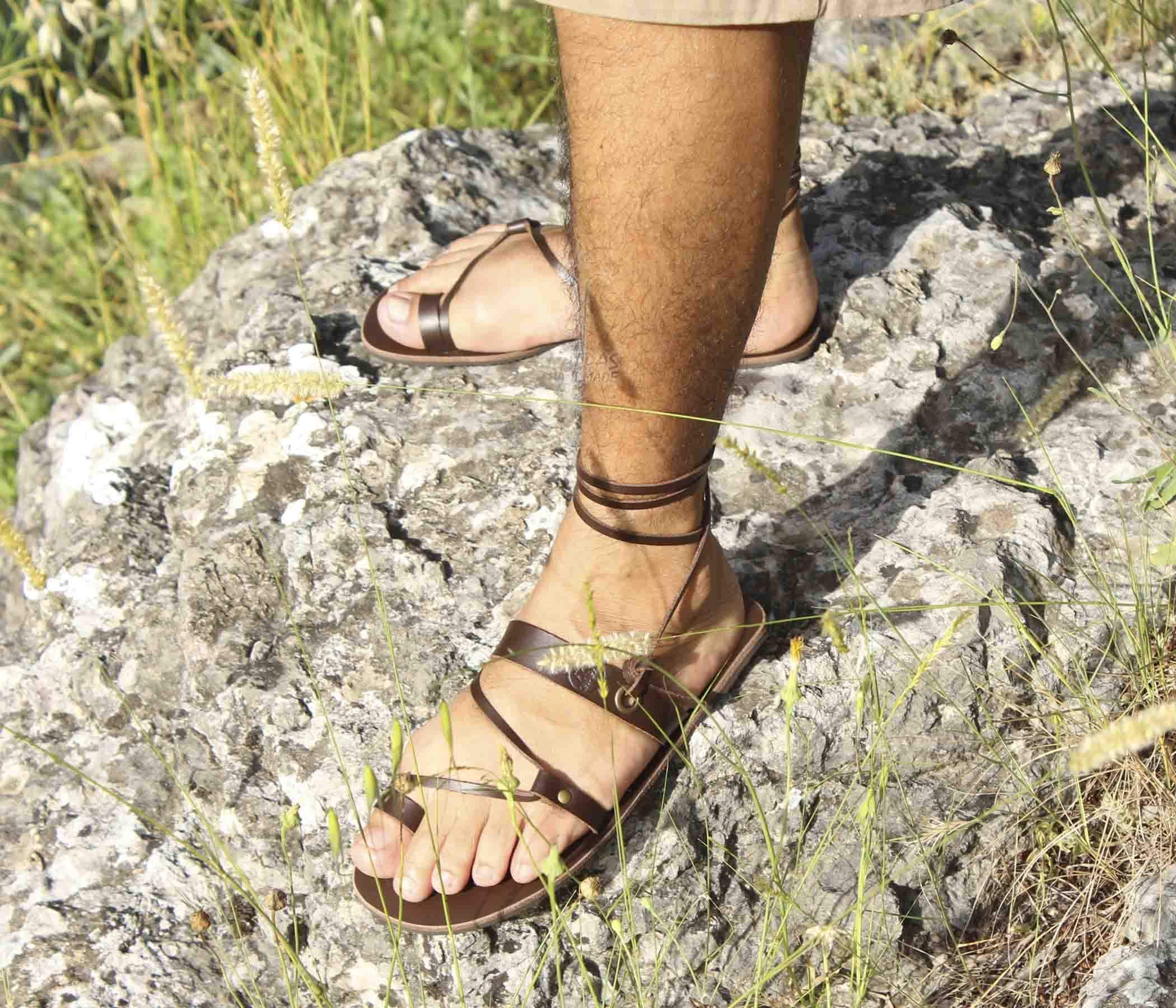 Barefoot Leather Sandals for Men - Minimalist Flat Sandals with Flexible Soles | OLLANTA | Perfect for Yoga, Beach & Casual Walking