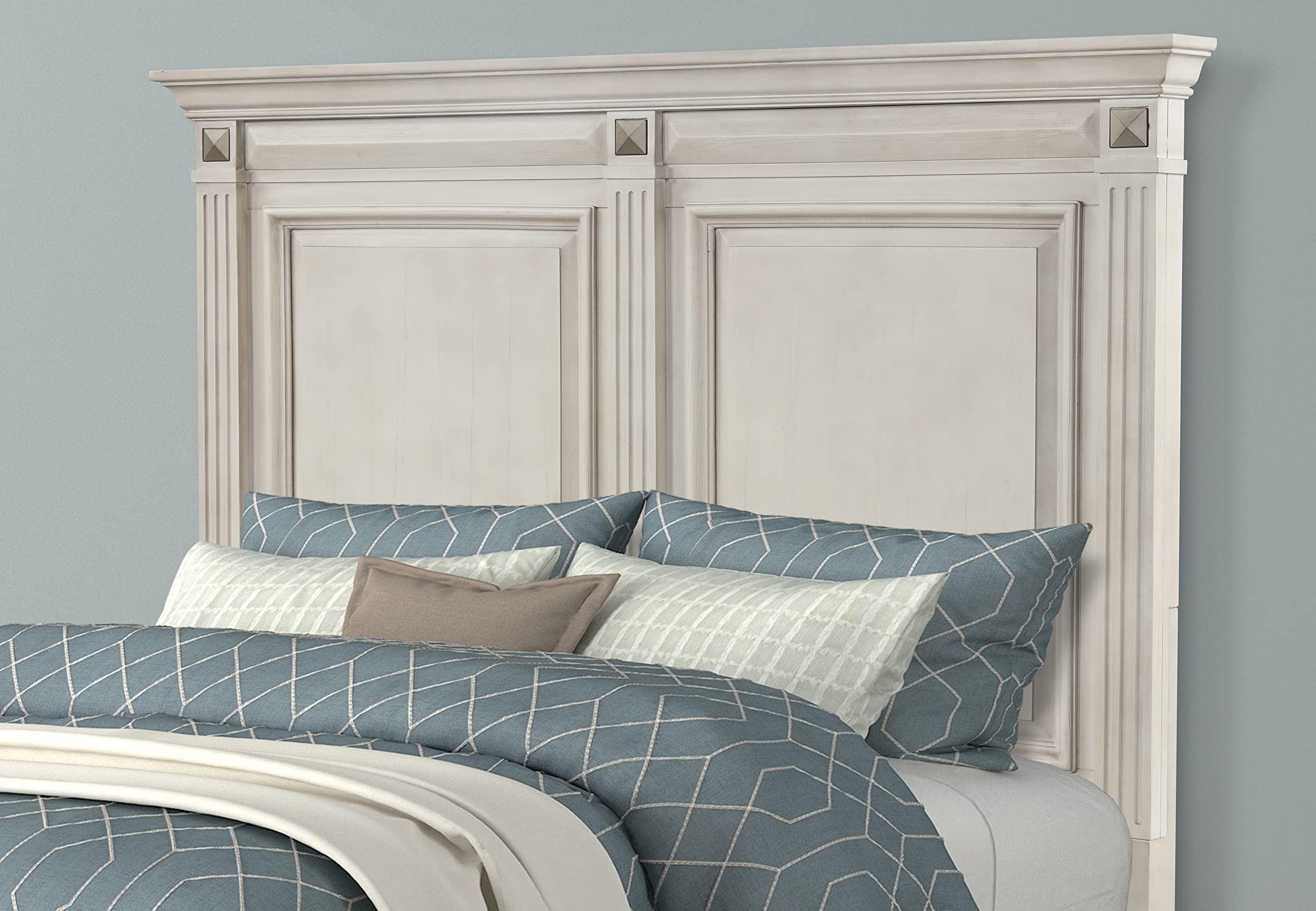 Roundhill Furniture Renova Wood Queen Bedroom Set - Distressed Parchment Panel Bed with Dresser, Mirror & 2 Nightstands | Complete Bedroom Furniture for Master Bedroom, Guest Room & Apartment