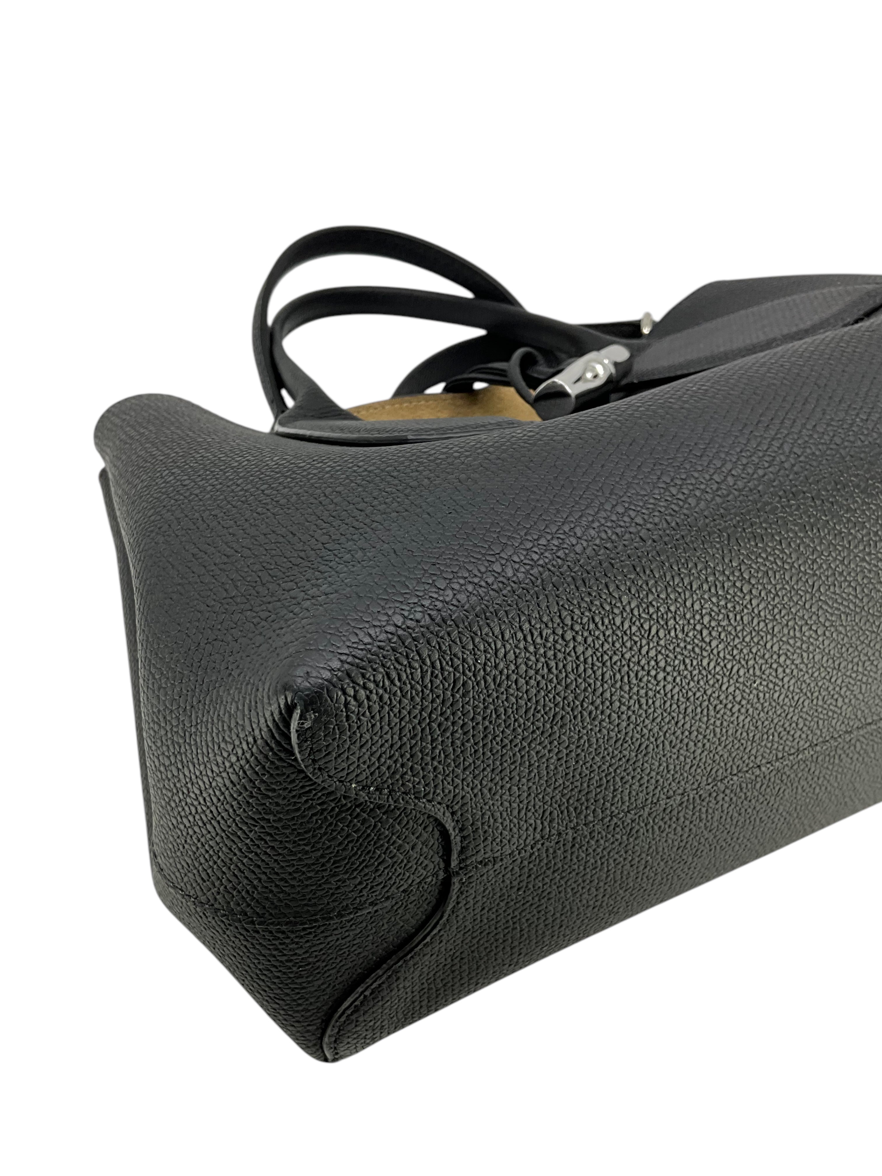 LONGCHAMP Roseau Medium Leather Tote Bag for Women - Premium Handbag with Top Handle, Spacious Work & Travel Tote - Perfect for Office, Business Meetings & Weekend Getaways
