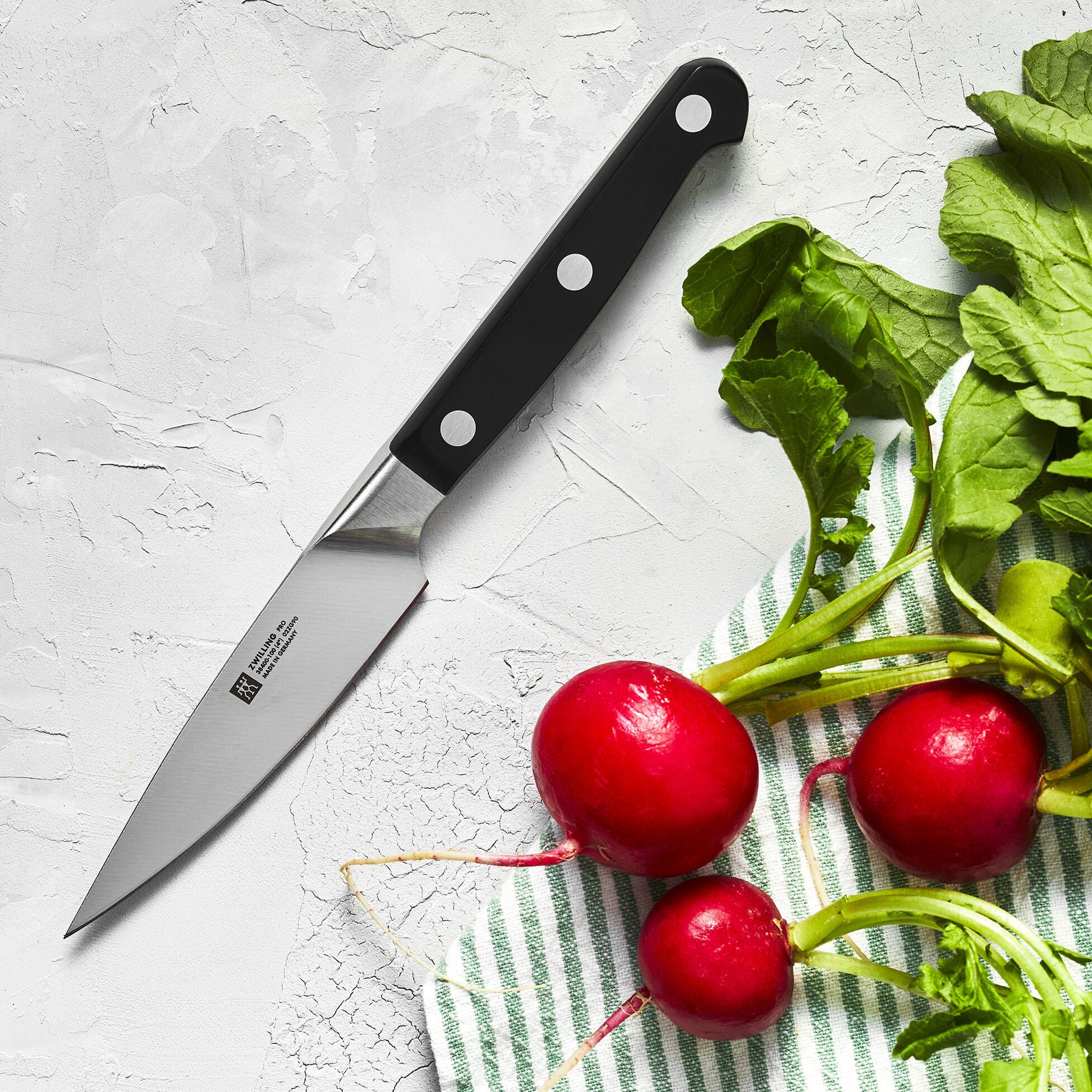 ZWILLING Pro 4-Inch Paring Knife 38400-101 - Premium German Stainless Steel Kitchen Knife for Precise Peeling, Slicing & Garnishing