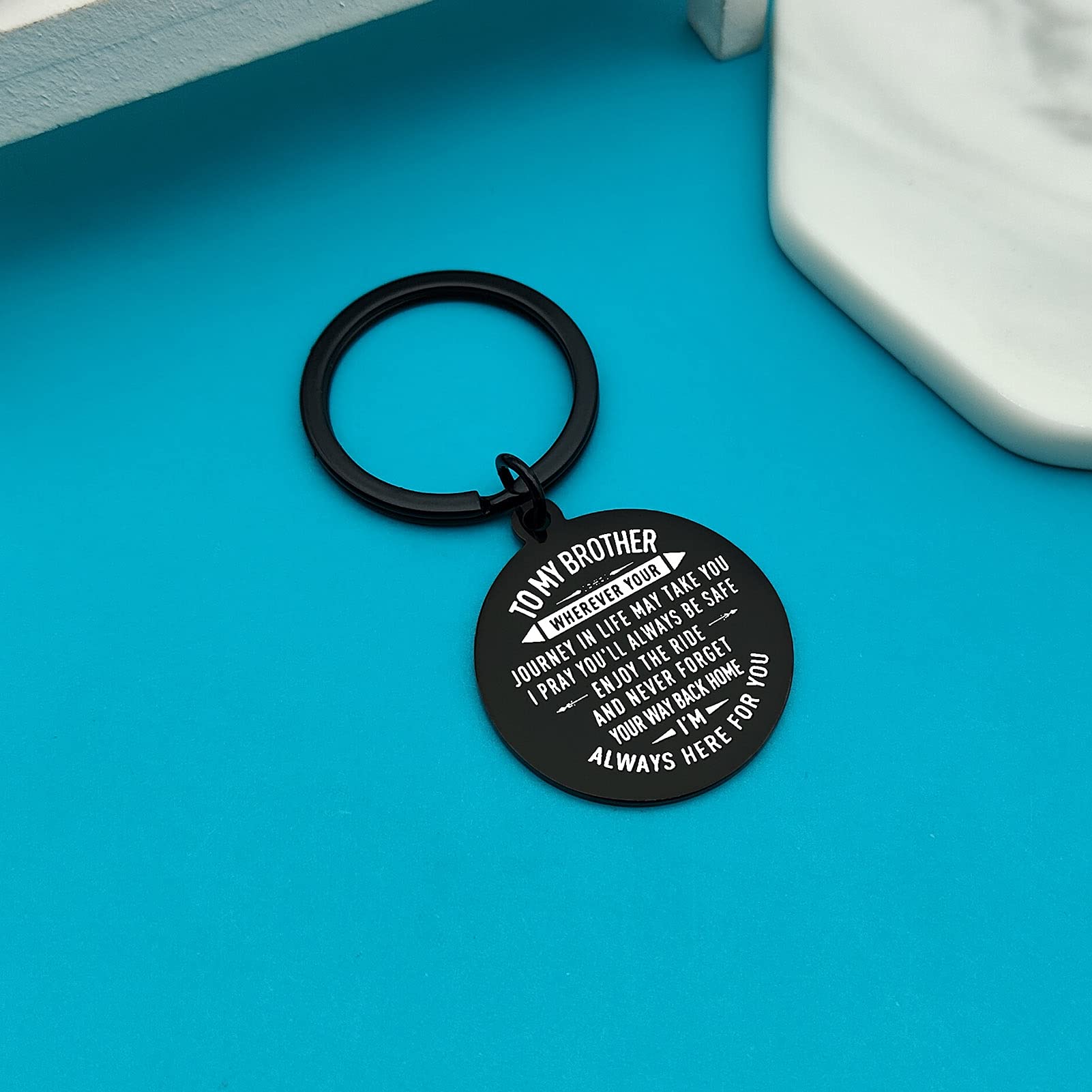 Xiahuyu Inspirational Keychain Gift for Brother - Perfect Christmas, Birthday & Graduation Present - Motivational Gift for Men, Best Brother Gift Idea for Any Occasion