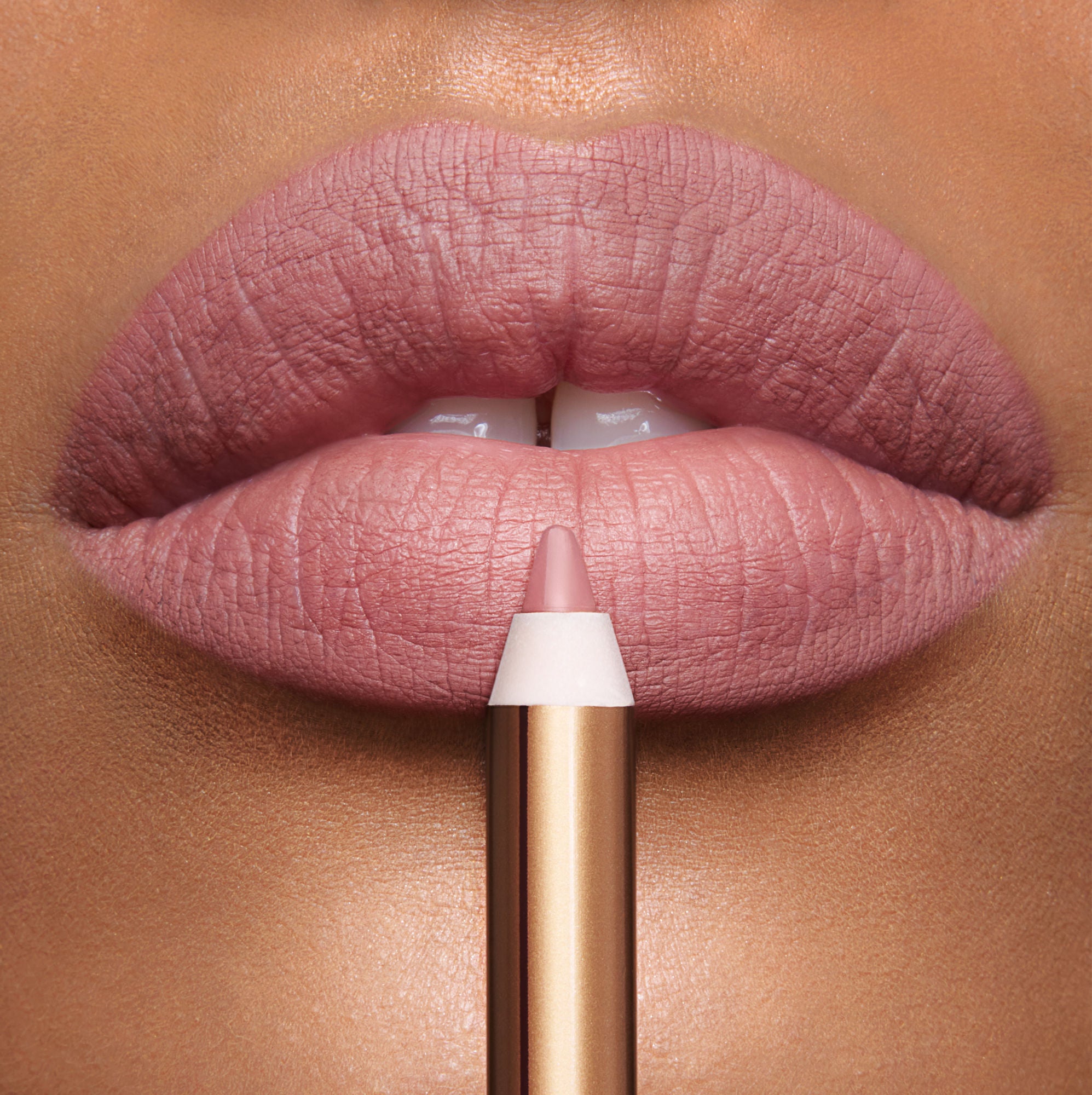 Charlotte Tilbury Lip Cheat Lip Liner - Long-Lasting, Smudge-Proof Lip Pencil for Precise Definition & Fuller Lips | Perfect for Everyday Wear, Date Night & Special Occasions