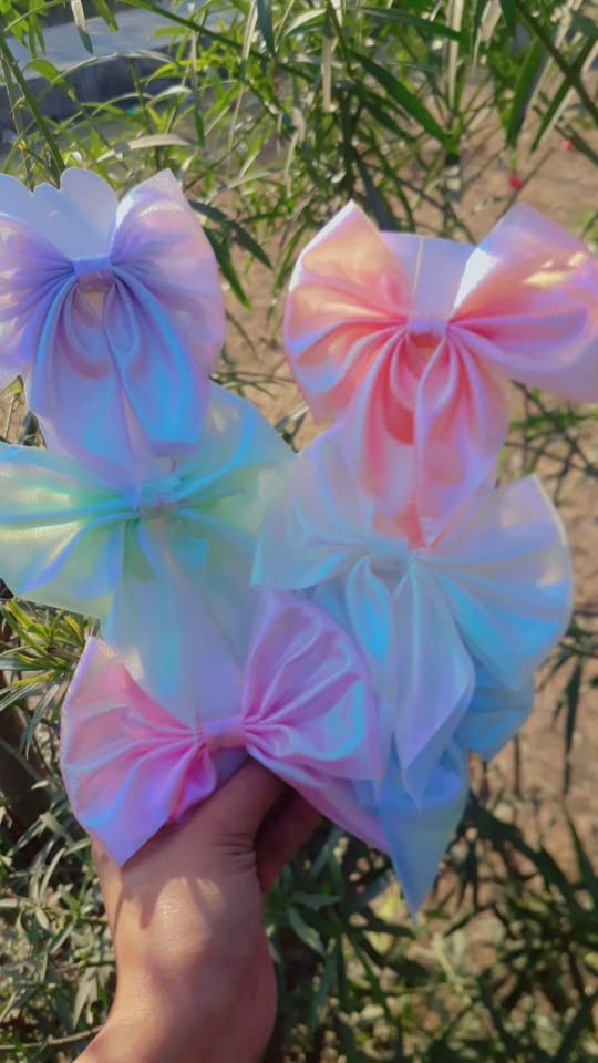 **SIA VENDORS Unisex Hair Clips for Girls & Women - Alligator Clips with Holographic Bow & Grosgrain Ribbon - Luxury Satin Scrunchies (Pack of 2) - Perfect for School, Parties & Everyday Styling**