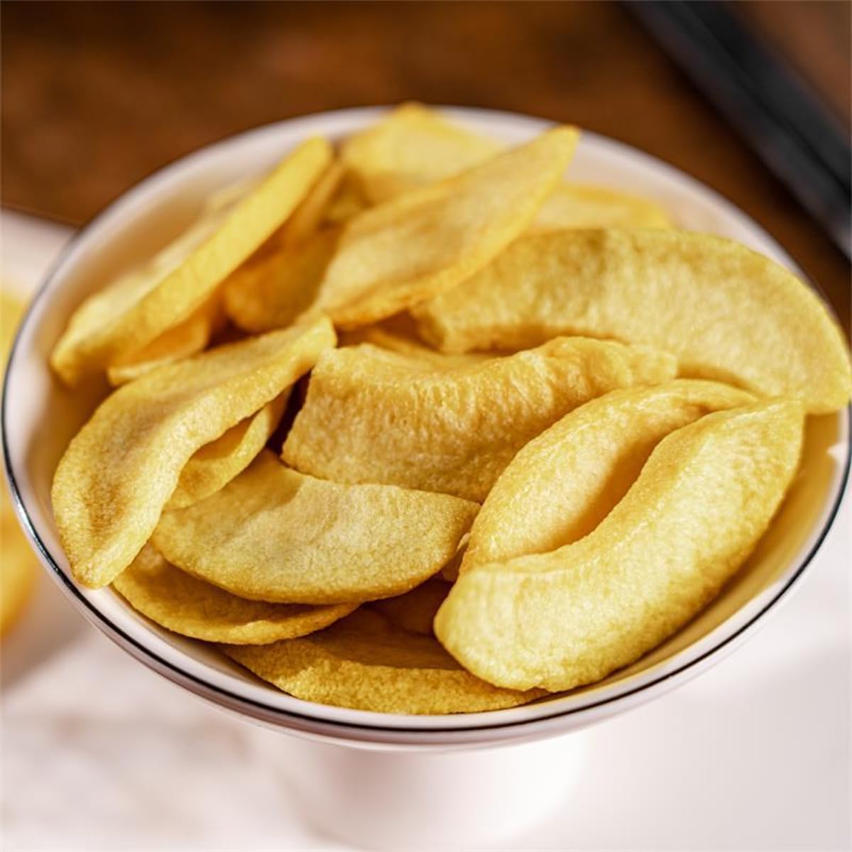 Crispy Dried Sliced Yellow Peaches 8.11oz (230g) - Healthy Natural Fruit Snacks for Kids, Hiking, Office & Vegan Diet