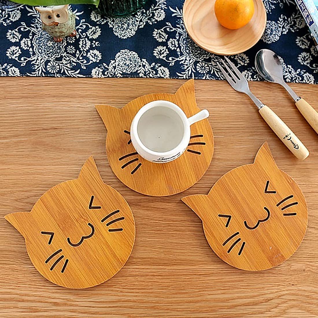 Eco-Friendly Bamboo Wooden Coasters Set of 2 - Absorbent Drink Coasters for Mugs, Cups & Glasses - Cat Design Home Decor for Kitchen, Dining Table & Office Use