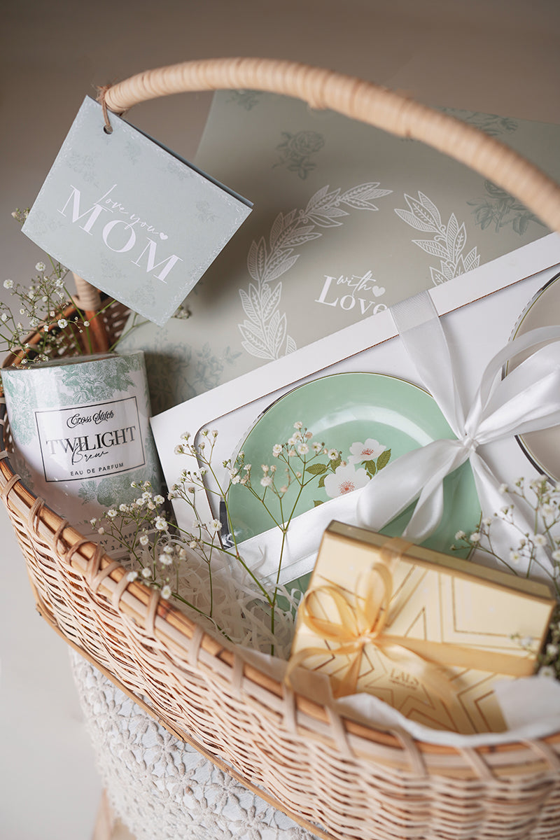 Best Mother's Day Gift Basket - Thoughtful Present for Mom, Grandma & Wife - Perfect for Birthday, Anniversary & Holidays