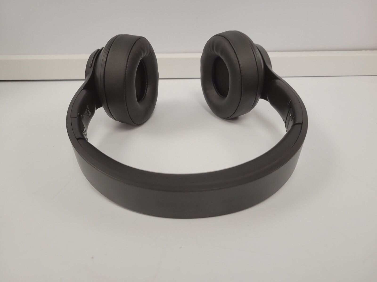 Monster 100 Wireless Bluetooth Headphones with Noise Cancelling - Premium Over-Ear Headphones for Music, Gaming & Travel - Comfortable & Long Battery Life