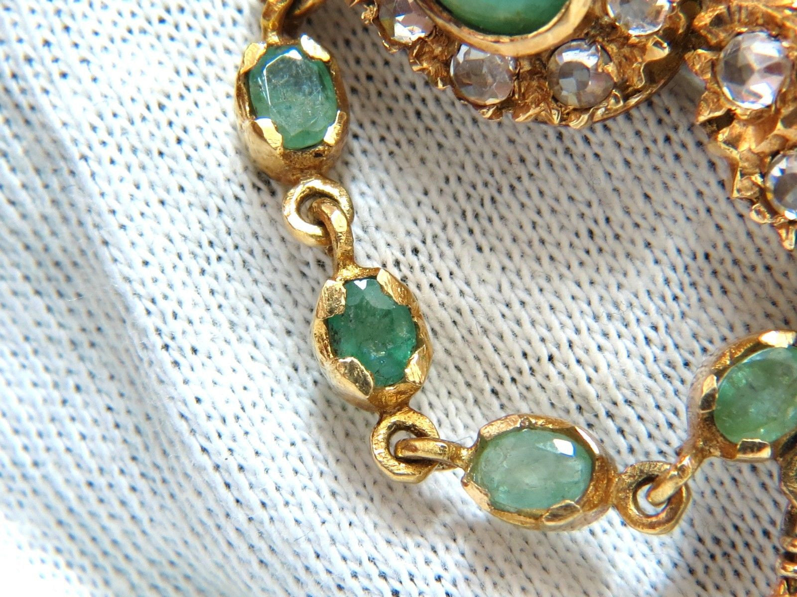 18KT Vintage Natural Emeralds & White Sapphires Medallion Dangle Brooch Pin – Elegant Jewelry for Weddings, Parties & Special Occasions