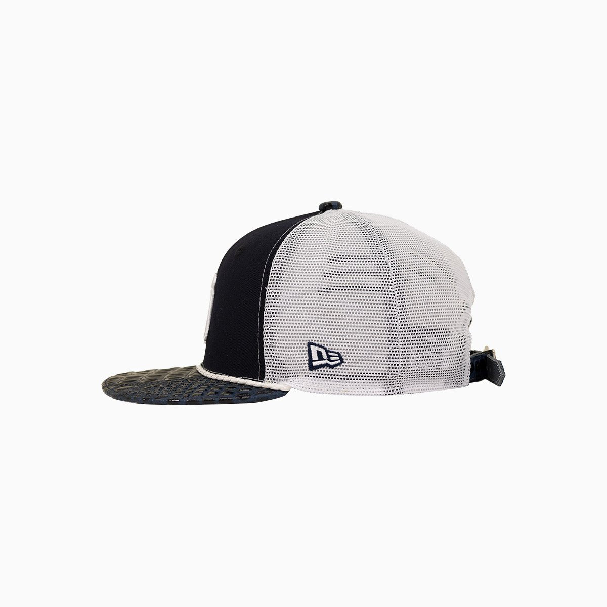 Breyer's Buck 50 New York Yankees Trucker Hat with Leather Visor - Adjustable Snapback Cap for Baseball Fans, Streetwear & Outdoor Activities