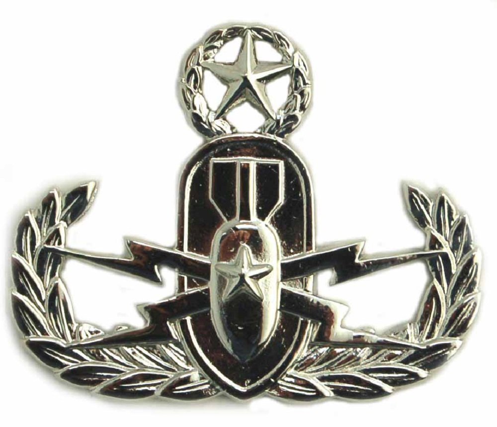 US Army Master Explosive Ordnance Disposal Badge - Military Challenge Coin for Collectors & Veterans | Perfect for Display Cases, Shadow Boxes & Memorabilia Collections