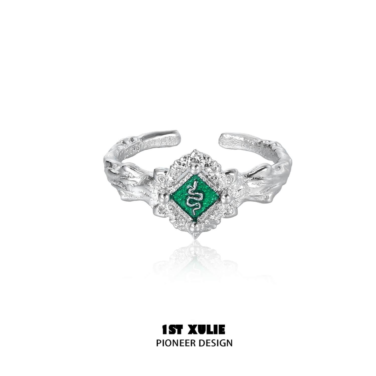 Slytherin House S925 Sterling Silver Badge Ring - Harry Potter Inspired Jewelry for Fans - Perfect for Cosplay, Gift Giving & Everyday Wear