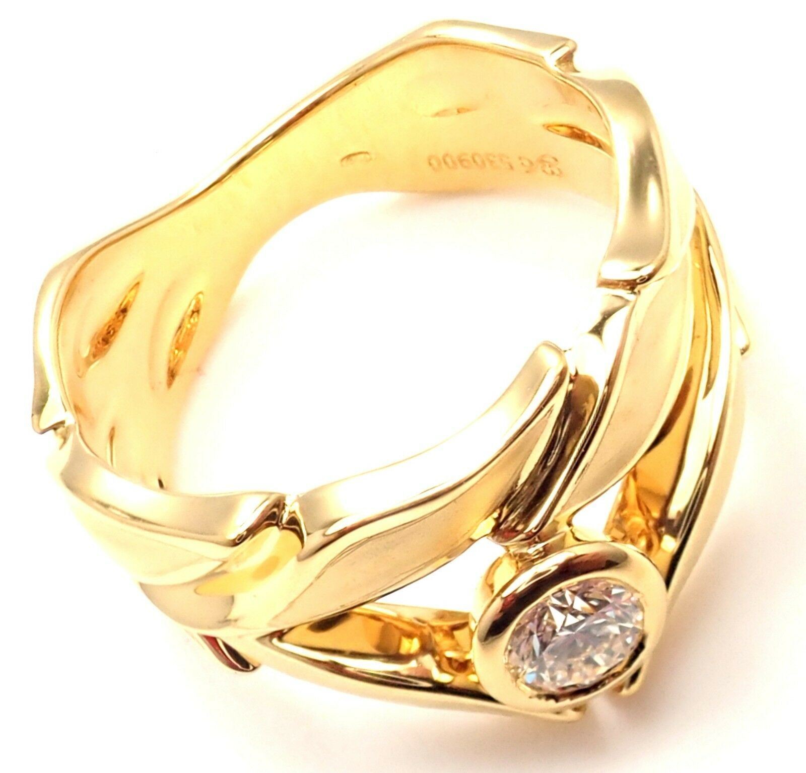 Authentic Carrera Y Carrera 18k Gold Greco Roman Diamond Crown Ring for Women - Elegant Princess Style Jewelry Gift for Weddings, Anniversaries & Special Occasions