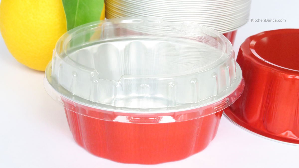 KitchenDance 8 oz Disposable Aluminum Cake Pans with Lids - 500 Pack Red Individual Baking Cups for Cupcakes, Desserts & Party Treats | Perfect for Home Baking, Catering & Birthday Parties