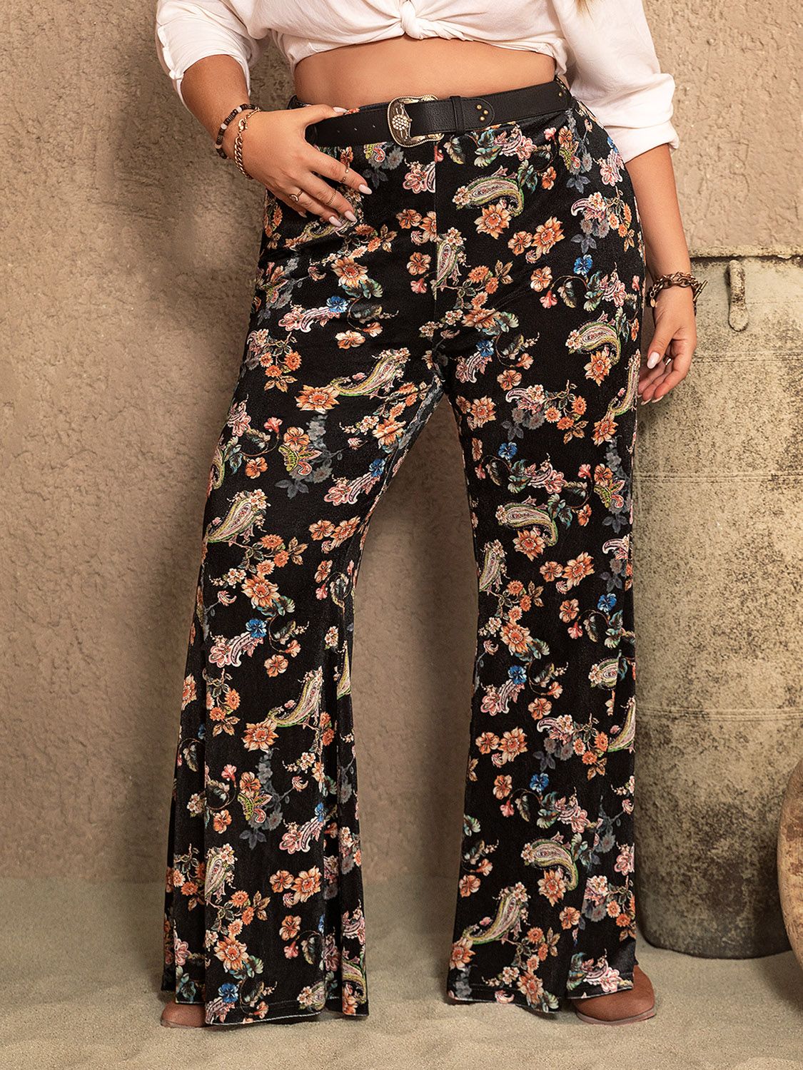 Stylish Plus Size Wide Leg Printed Pants for Women - Flowy Comfortable Palazzo Trousers - Perfect for Office, Casual Wear & Vacation Outfits