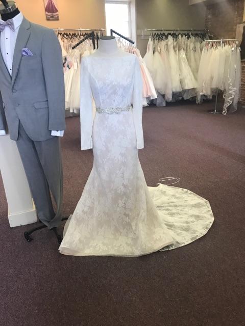 Tara Keely 2653 Elegant Sample Wedding Gown - Perfect for Bridal Show, Photo Shoot & Special Occasions