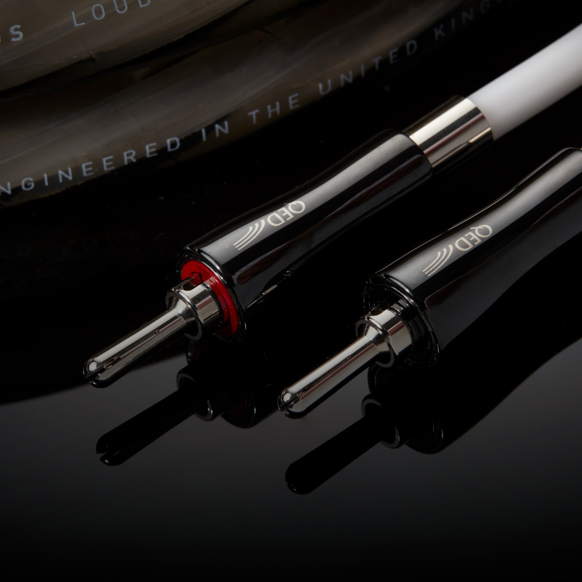 Premium QED Supremus Zr Speaker Cable - Banana Plug Pair for High-End Audio Systems - Perfect for Home Theater & Studio Setup