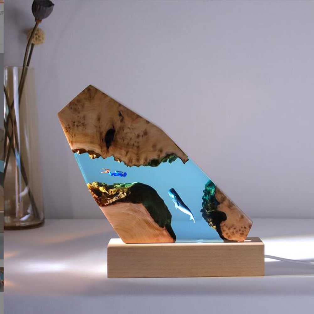 JINGBO Large Epoxy Resin Wood Desk Lamp with Diver & Humpback Whale Design - Modern Home Office Decor for Study, Bedroom, Wedding Gift & Party Decoration
