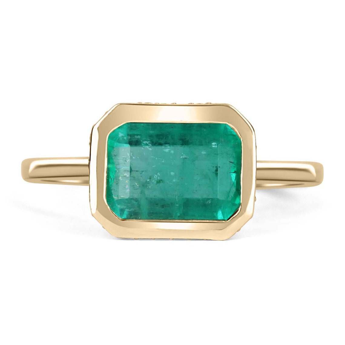 3.92 Carat Colombian Emerald Solitaire Ring with Hidden Diamond Halo in 14K Gold – Perfect for Engagement, Anniversary & Special Occasions