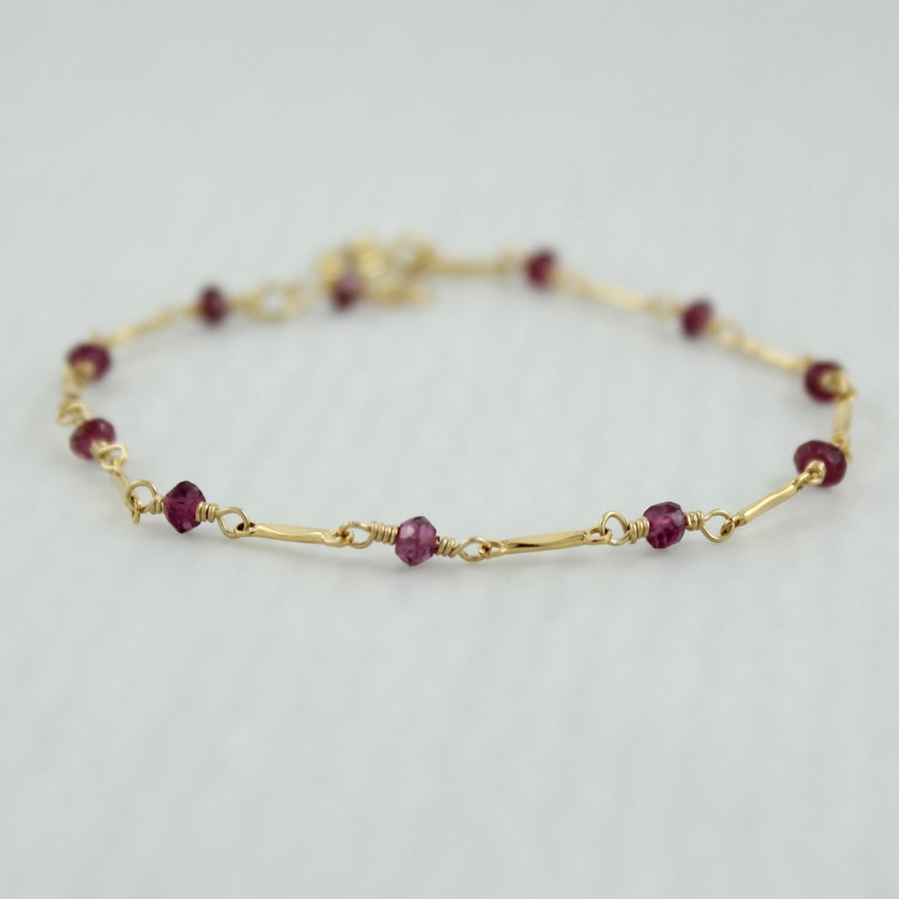 Dainty Dapped Bar & Gemstone Chain Bracelet for Women - Elegant Layering Jewelry for Everyday Wear, Gift Giving & Special Occasions