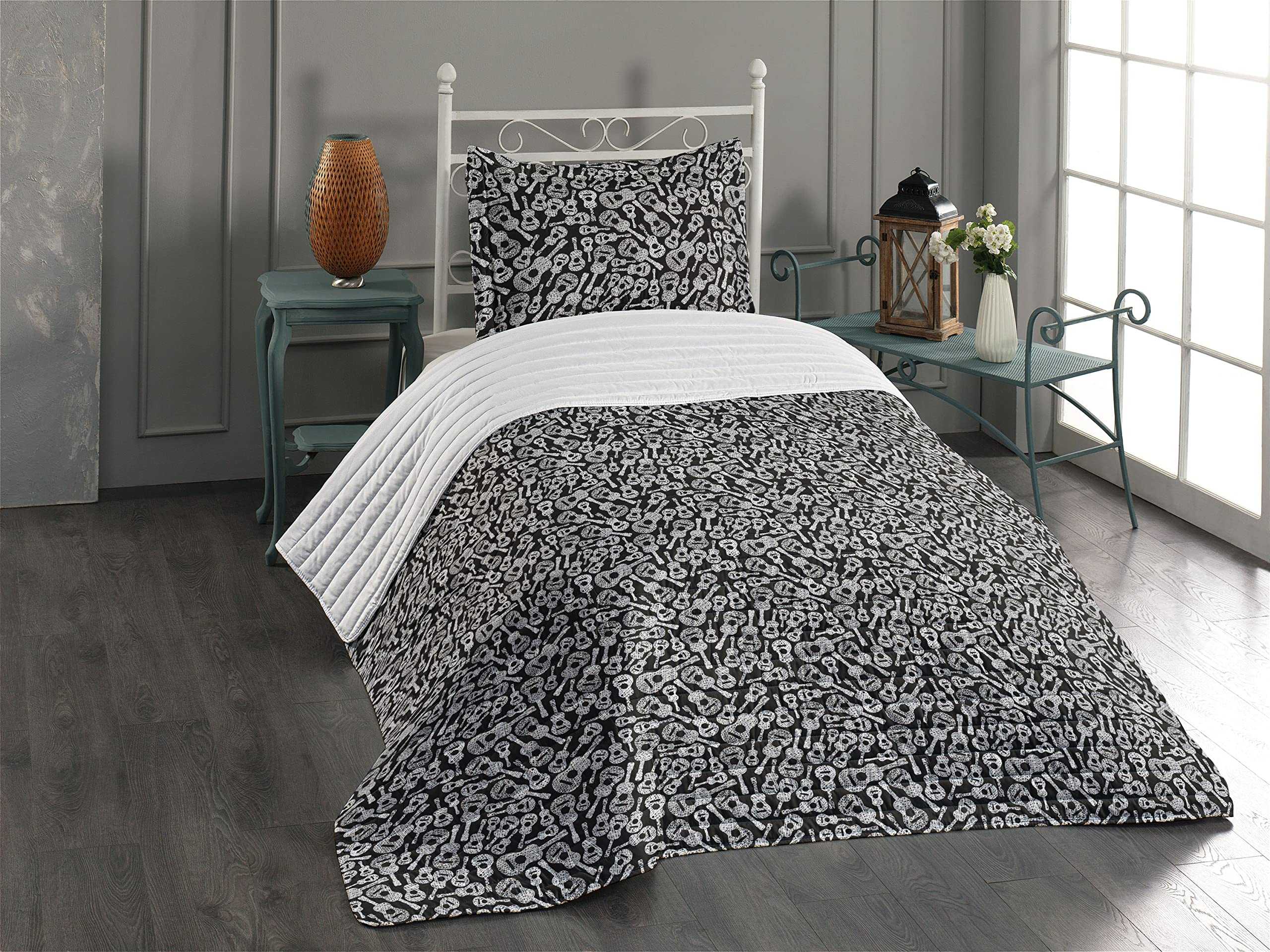 Ambesonne Black and White Microfiber Bedspread Set - Abstract Guitar Design with Grunge Effect, Soft Twin Size Bedding with Pillow Sham & Comforter | Perfect for Music Lovers' Bedroom, Dorm Room Decor or Gift Idea