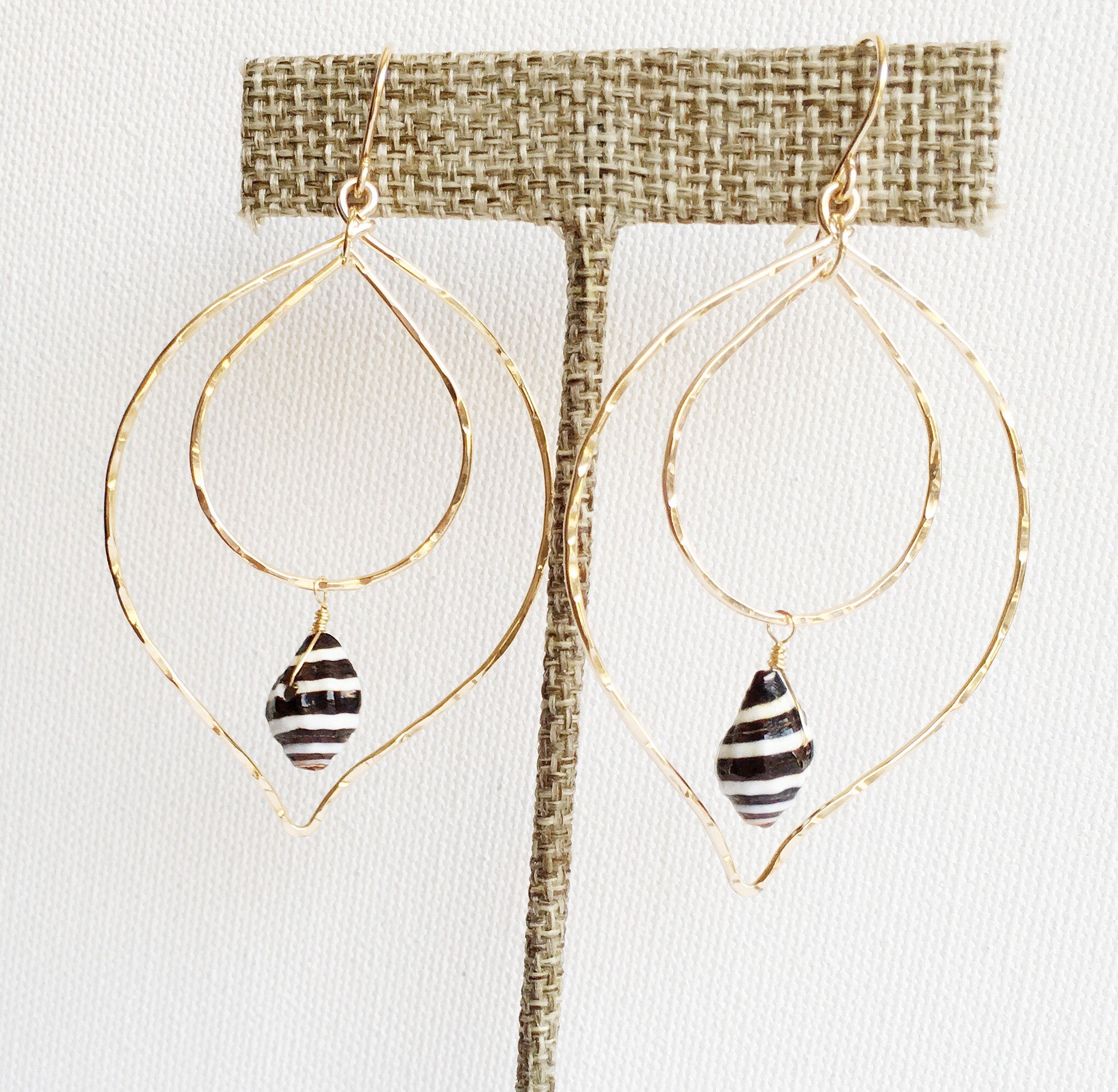 Ren Pyrene Shell Earrings (E293) - Handmade Natural Shell Jewelry for Women, Perfect for Beach Weddings & Summer Outfits