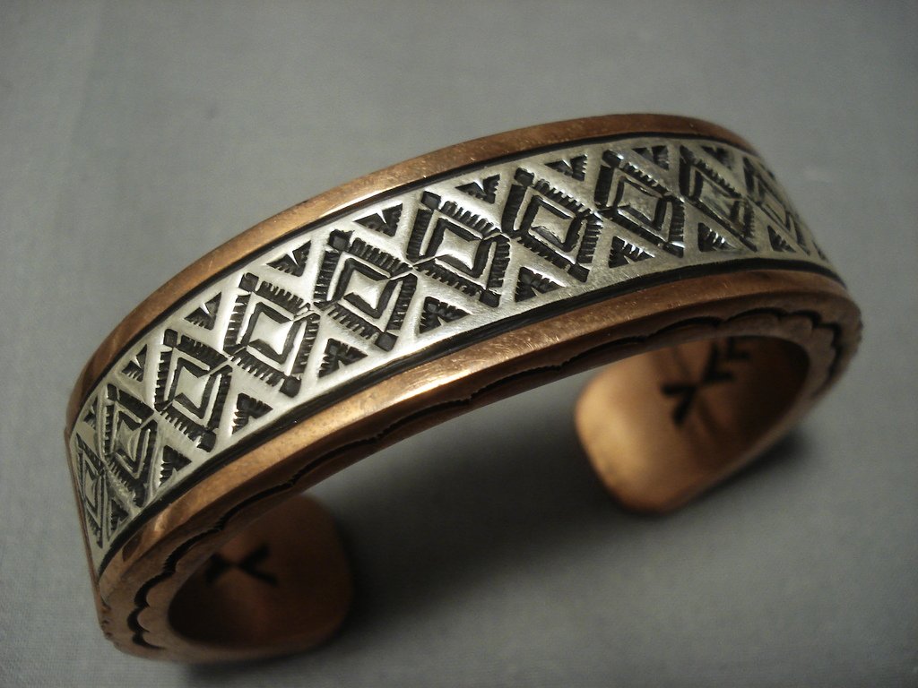 Vintage Sterling Silver Navajo Bracelet - 176g Heavy Native American Jewelry with Copper Accents - Perfect for Boho Fashion & Cultural Events