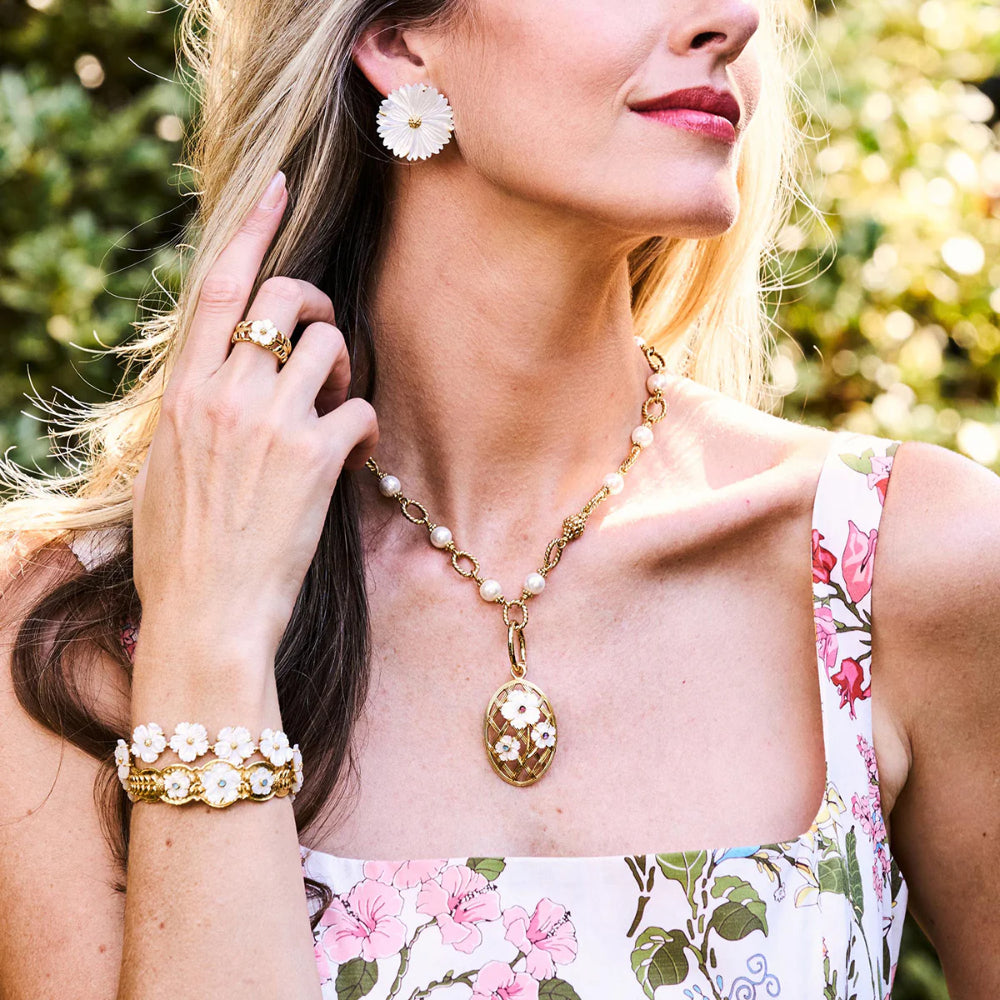Capucine De Wulf Villandry Lattice Pendant Necklace - Elegant Gold Jewelry for Women | Perfect for Weddings, Parties & Special Occasions