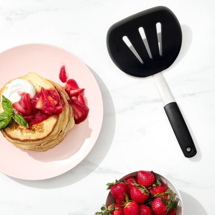 Premium Silicone Flexible Pancake Turner Spatula - Non-Stick Kitchen Utensil for Flipping Pancakes, Eggs & Burgers - Perfect for Breakfast Cooking & Grilling