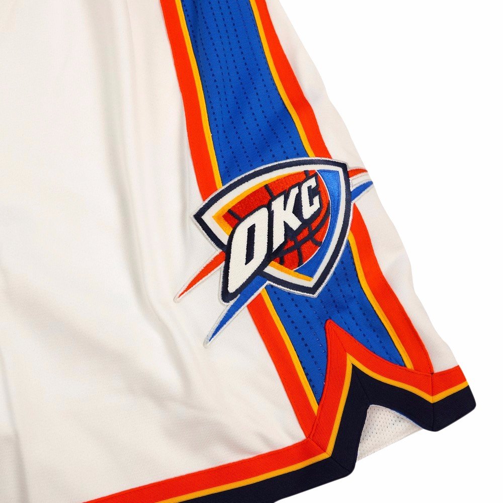 Adidas Oklahoma City Thunder NBA Authentic On-Court Climacool Men's Basketball Shorts - White - Breathable Performance Shorts for Basketball Games & Casual Wear