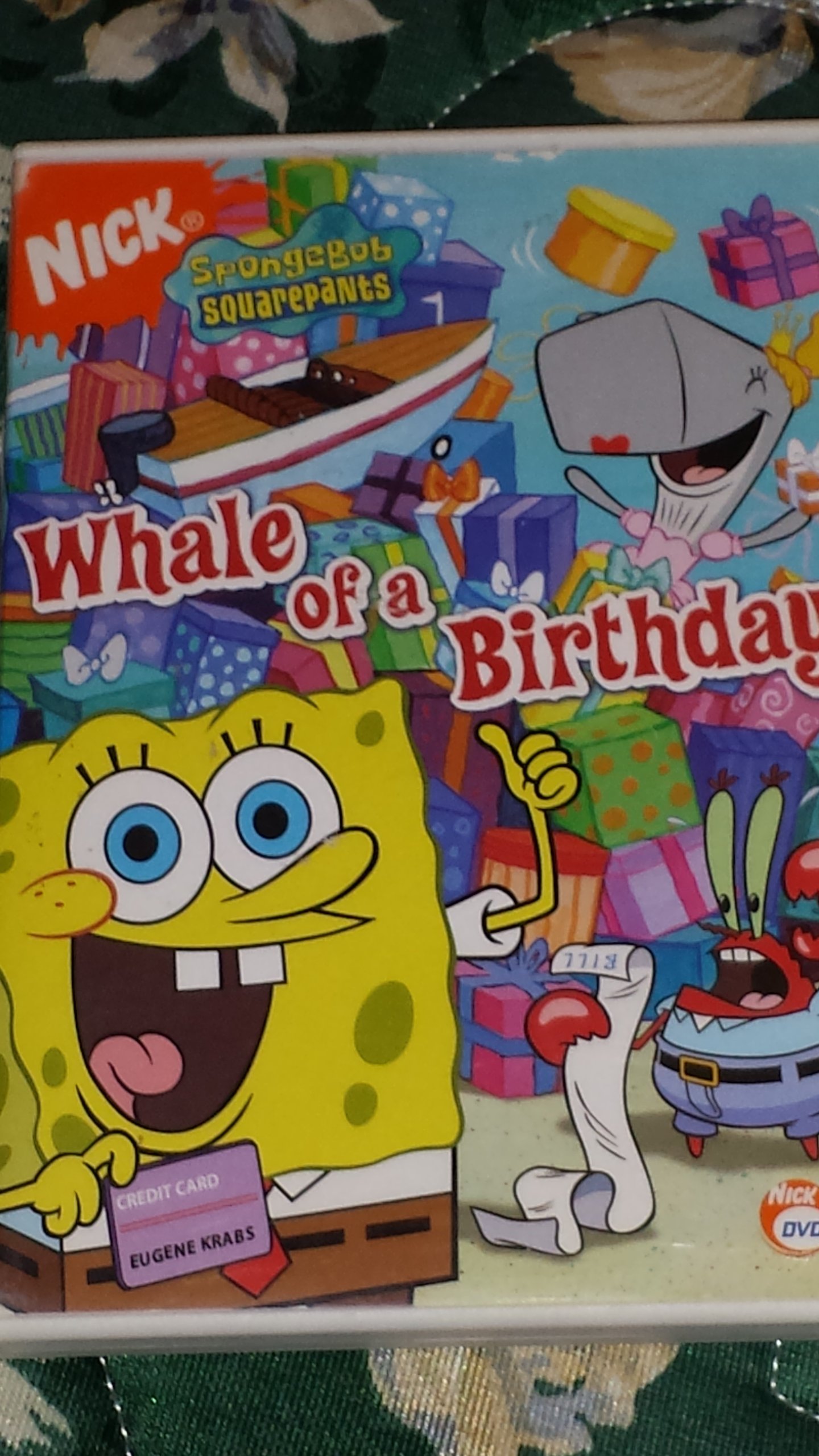 Spongebob Squarepants Whale of a Birthday Party Supplies - Fun Cartoon Themed Decorations for Kids Birthday Parties, Baby Showers & Themed Events