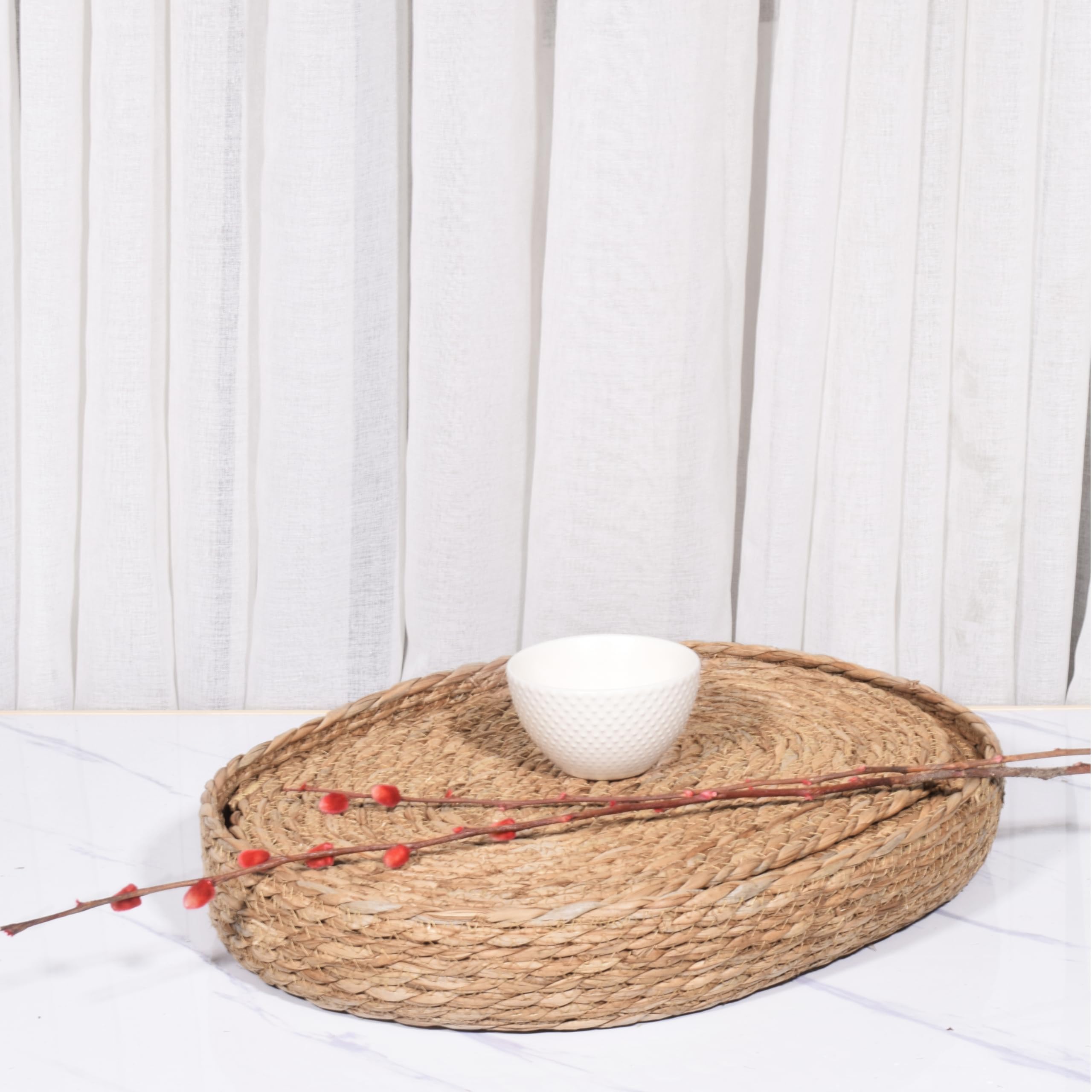 6-Piece Cattail Woven Oval Placemats Set with Storage Basket - Natural Wicker Water Hyacinth Table Mats for Hot Dishes - 16x12 Inch Holiday Dining Decor for Thanksgiving, Christmas & Family Gatherings