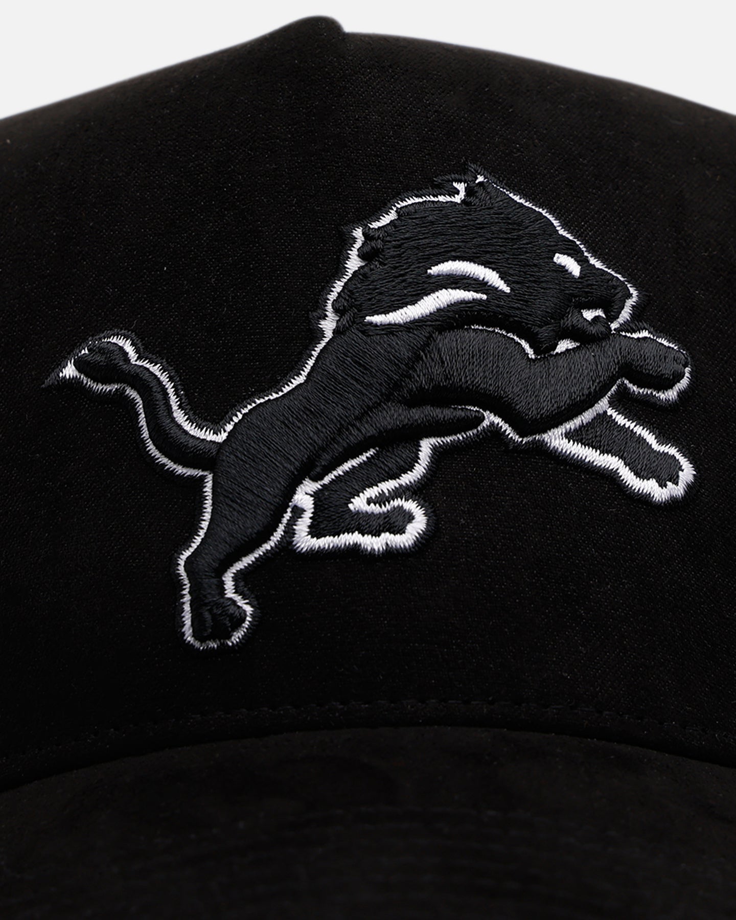 47 Brand Detroit Lions 'Ultrasuede' 47 MVP Adjustable Strapback Hat - Black & White - Officially Licensed NFL Cap for Men - Perfect for Game Day, Tailgating & Sports Fan Gifts