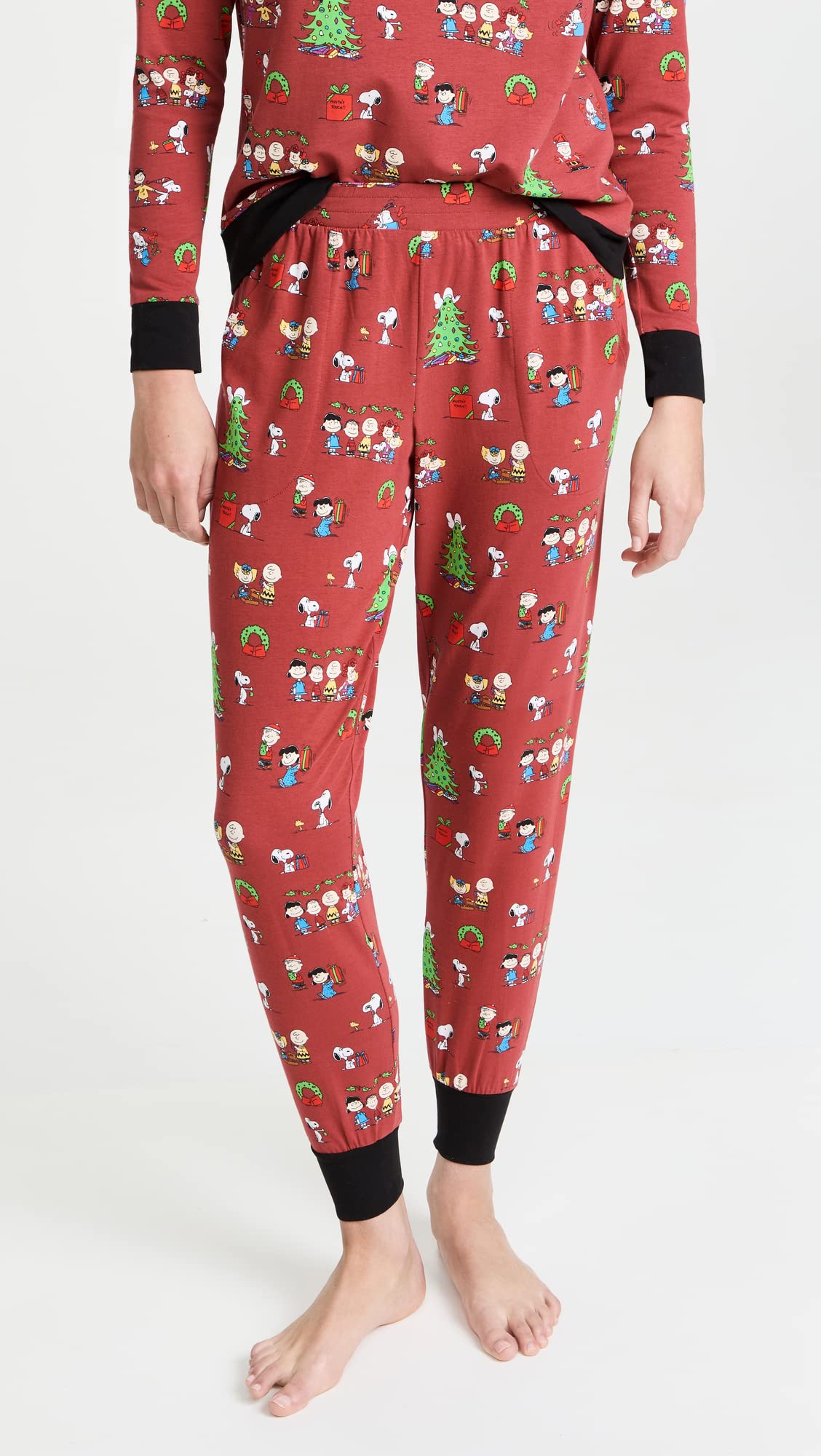 BedHead Pajamas Women's Long Sleeve Crew Neck Pullover & Joggers Pajama Set - Peanuts Holiday Themed Print in Red Size M | Cozy Christmas Sleepwear for Women, Perfect for Holiday Parties & Winter Nights