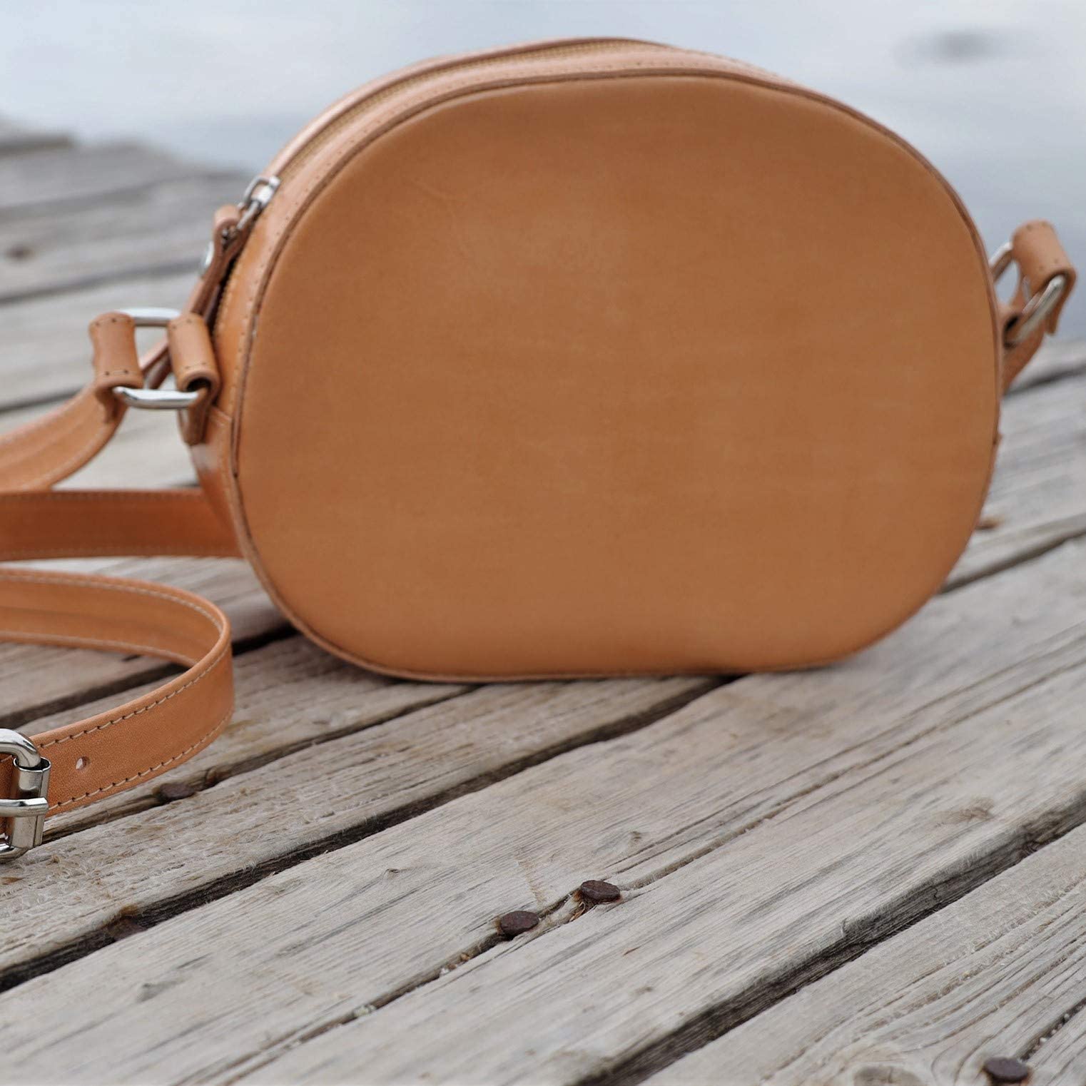 Stylish Black Leather Crossbody Bag with Zipper - Women's Fashion Shoulder Purse for Everyday Use, Travel & Work | Durable & Lightweight Handbag