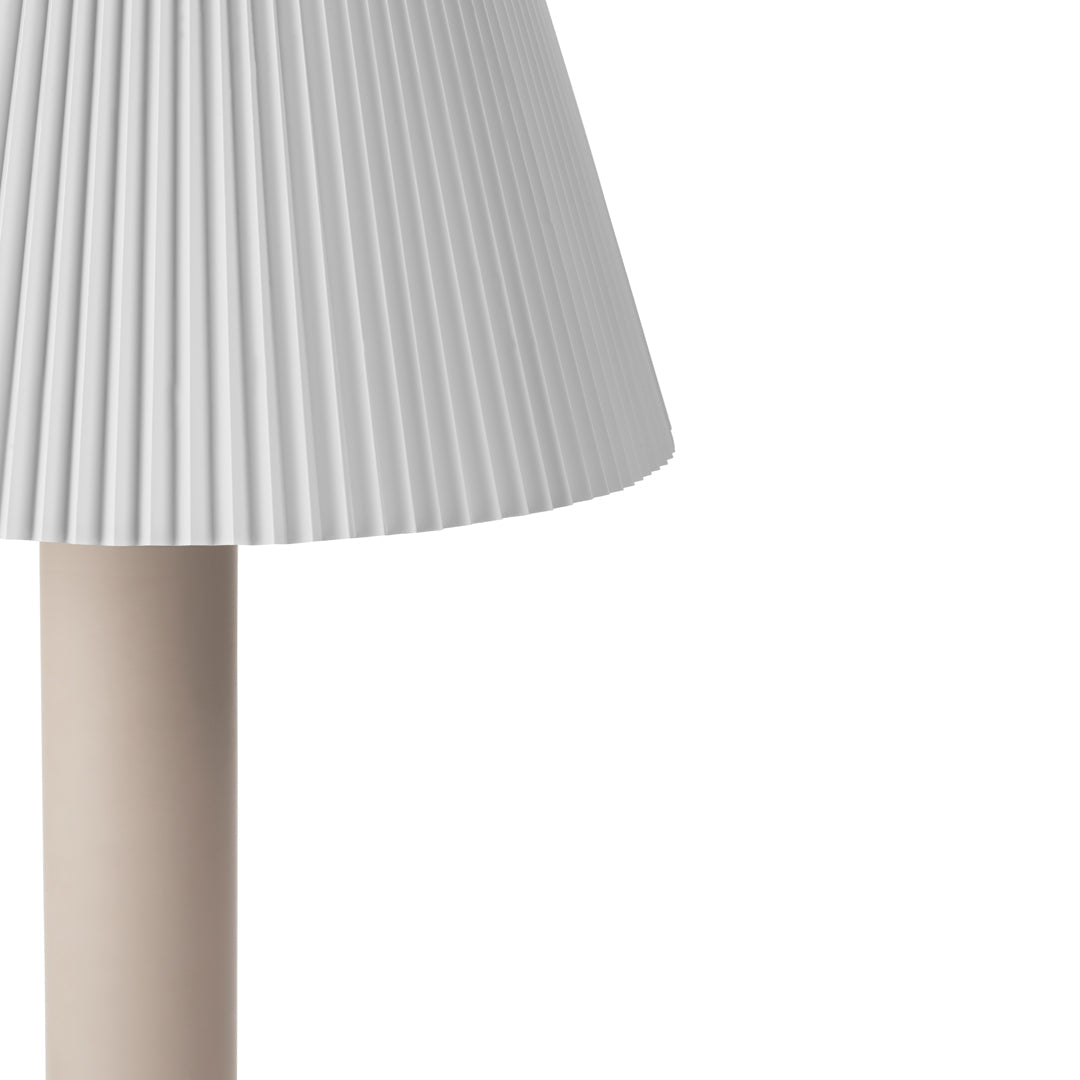 Modern Cellu Floor Lamp - Adjustable LED Standing Light for Living Room, Bedroom & Office - Bright & Energy Efficient Lighting for Home Decor