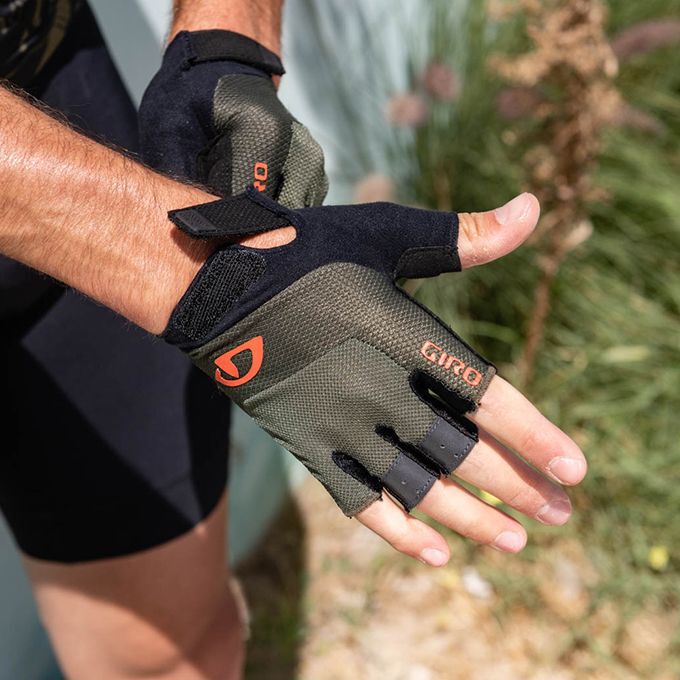 Giro Bravo Gel Cycling Gloves - Unisex Bike Gloves for Men & Women - Padded Gel Palm for Comfort & Shock Absorption - Perfect for Road Biking, Mountain Biking & Commuting